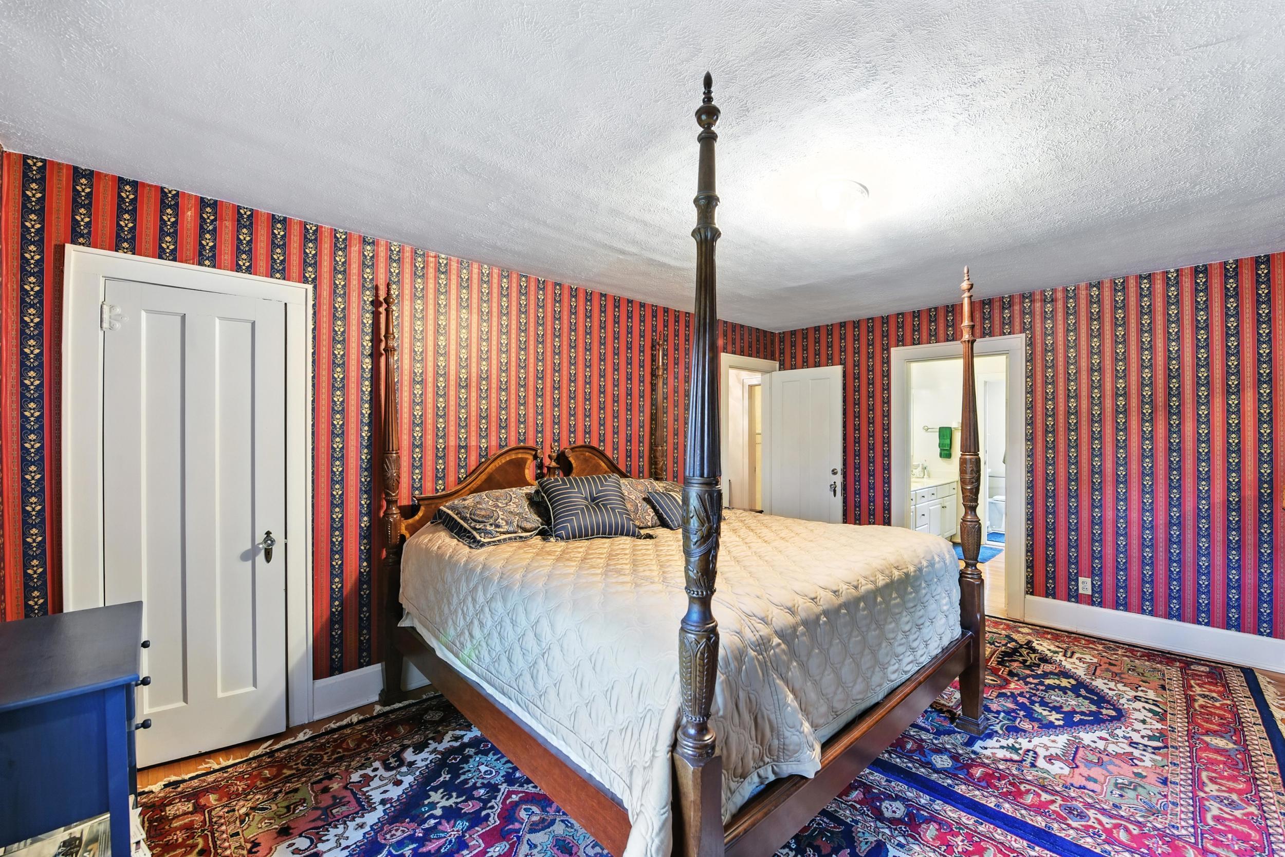 Fort Mitchell, Kentucky, 41017, United States, 3 Bedrooms Bedrooms, ,3 BathroomsBathrooms,Residential,For Sale,1901378