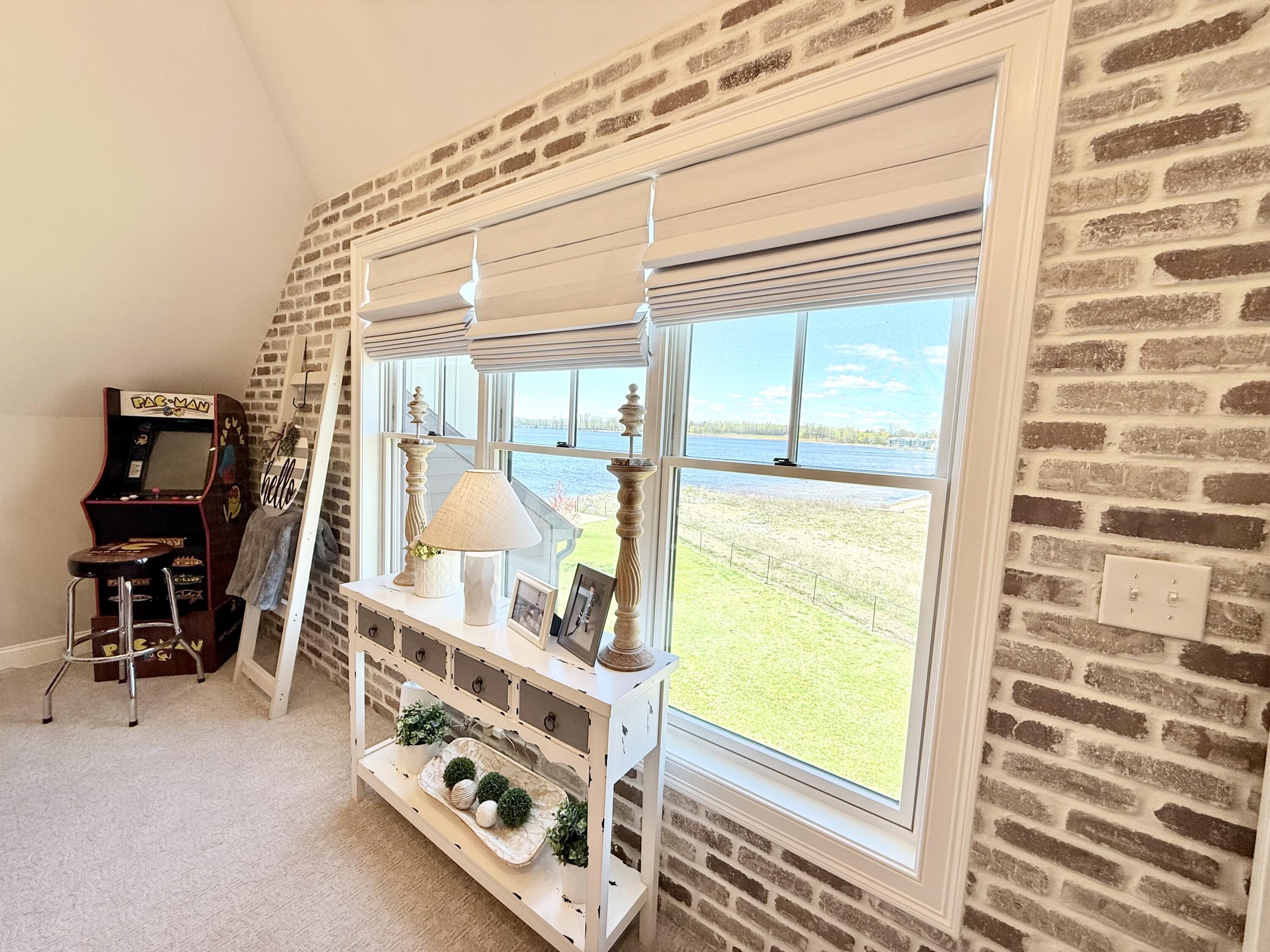 Plattsburgh, New York, 12901, United States, 2 Bedrooms Bedrooms, ,4 BathroomsBathrooms,Residential,For Sale,2048492