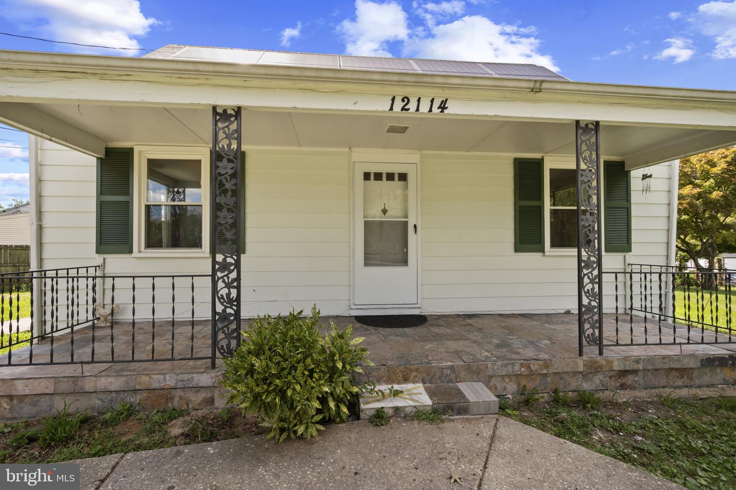 Silver Spring, Maryland, 20902, United States, 4 Bedrooms Bedrooms, ,3 BathroomsBathrooms,Residential,For Sale,1933511