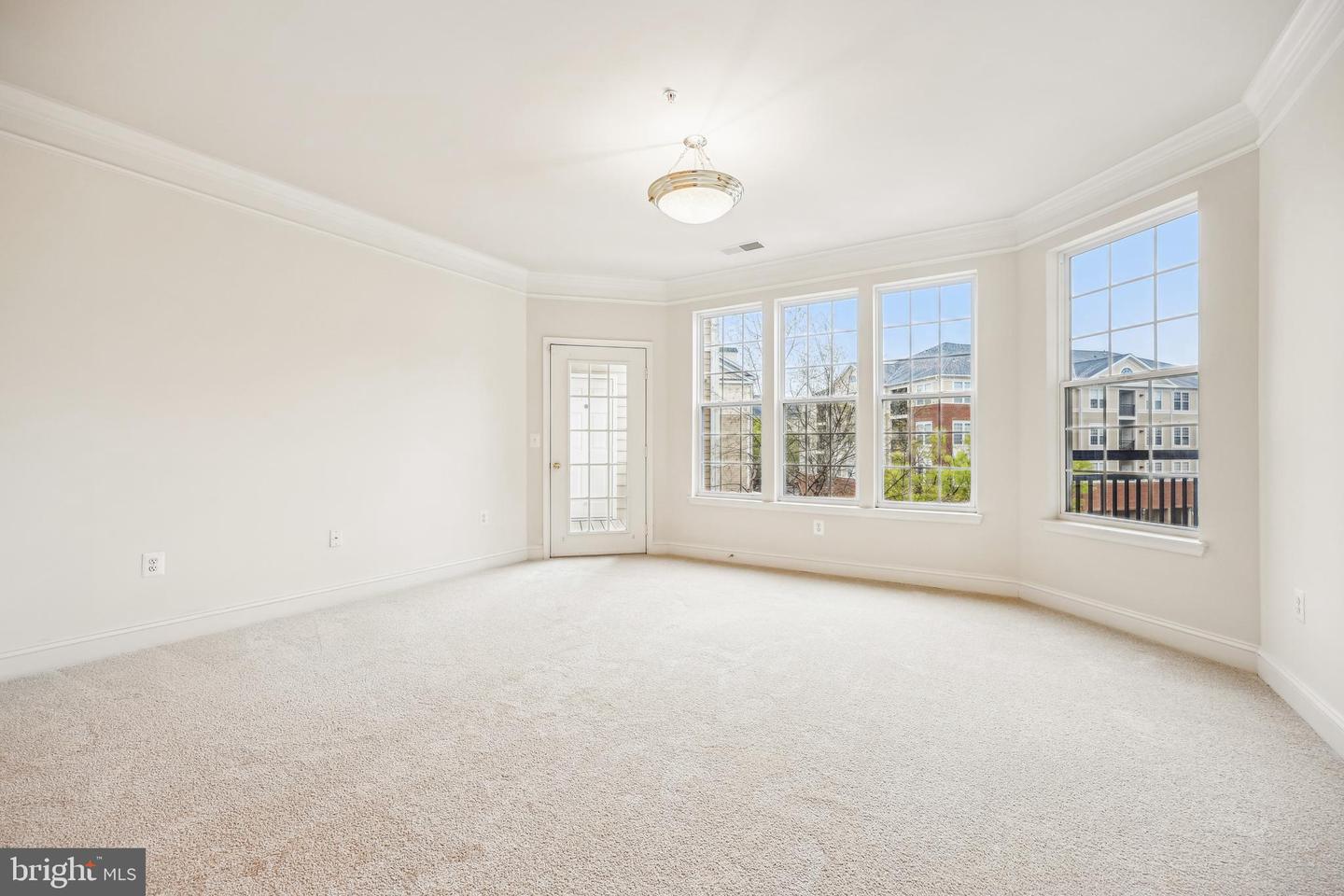 Rockville, Maryland, 20850, United States, 2 Bedrooms Bedrooms, ,2 BathroomsBathrooms,Residential,For Sale,1859700