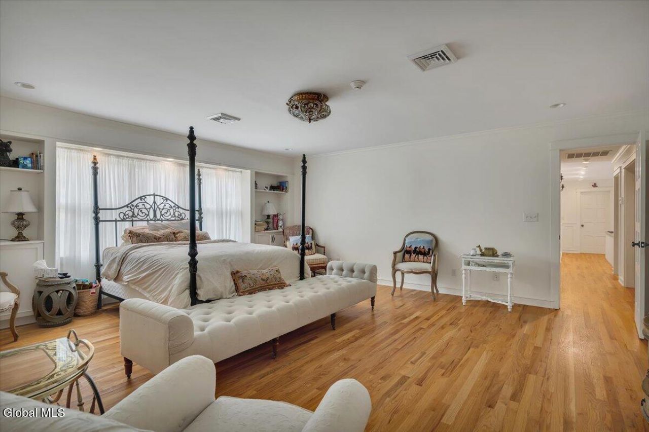 Queensbury, New York, 12804, United States, 4 Bedrooms Bedrooms, ,4 BathroomsBathrooms,Residential,For Sale,2003440