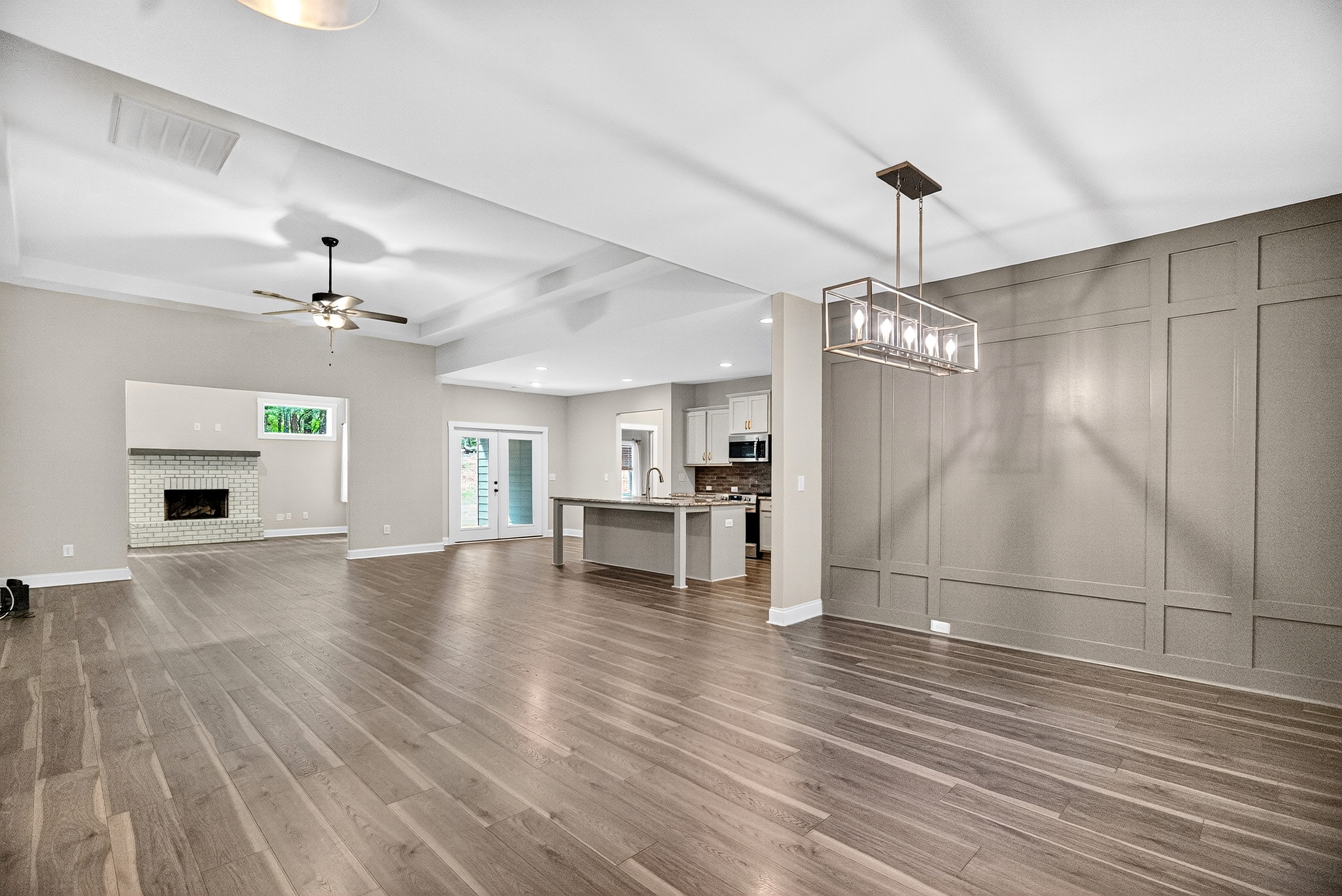 Moreland, Georgia, 30259, United States, 4 Bedrooms Bedrooms, ,3 BathroomsBathrooms,Residential,For Sale,1951198