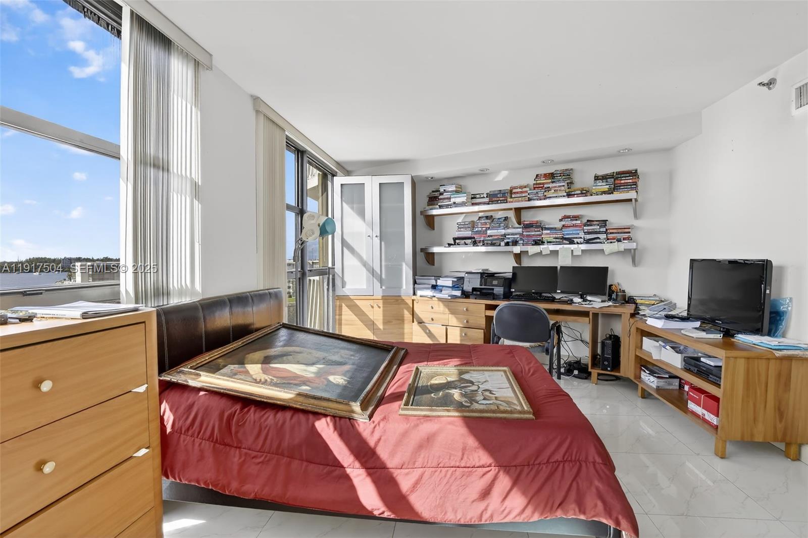 Aventura, Florida, 33160, United States, 3 Bedrooms Bedrooms, ,3 BathroomsBathrooms,Residential,For Sale,1997076