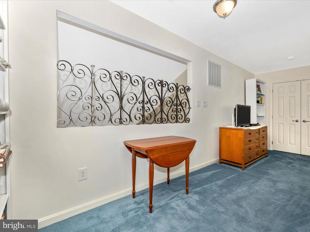 Middletown, Maryland, 21769, United States, 2 Bedrooms Bedrooms, ,3 BathroomsBathrooms,Residential,For Sale,1887633