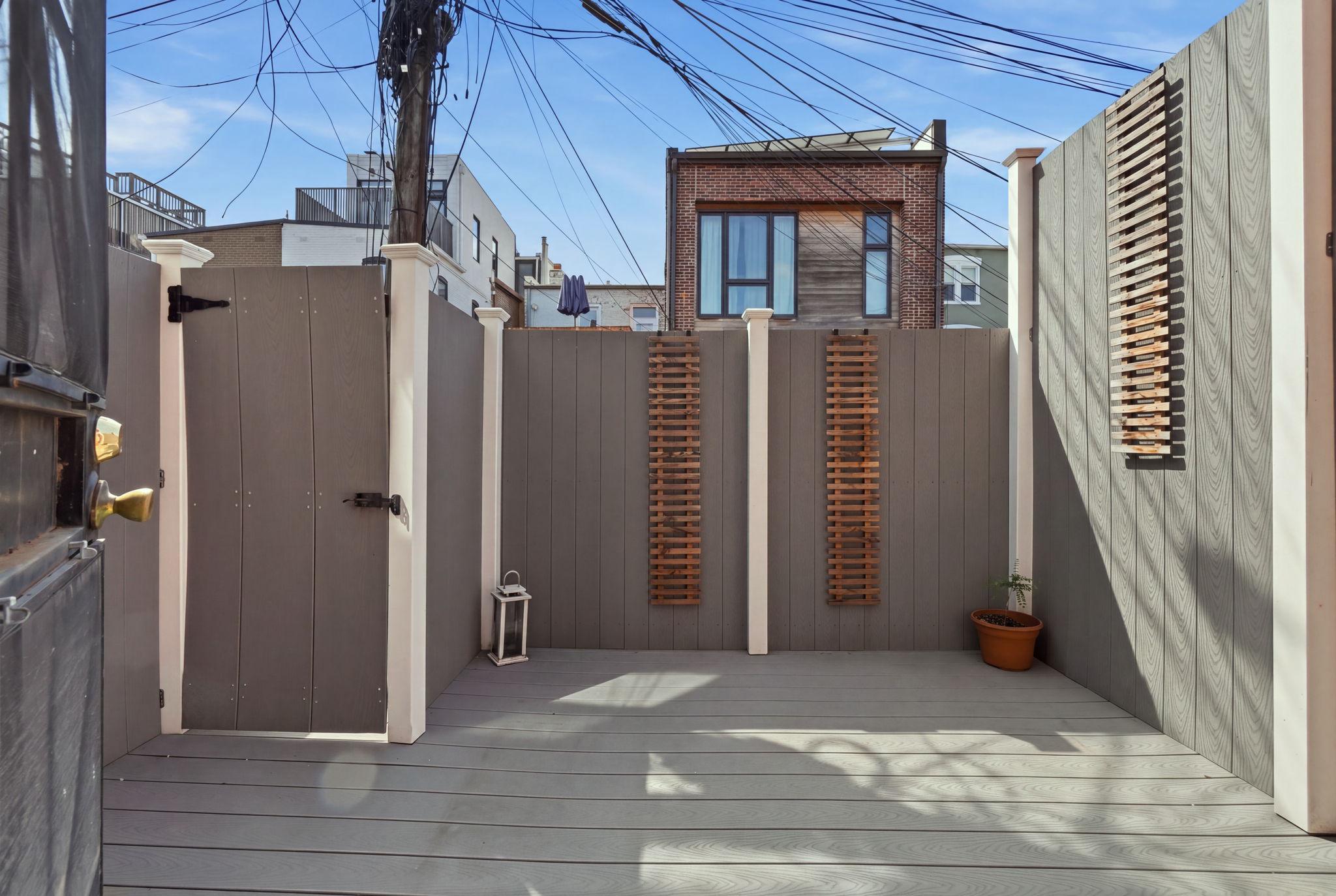  2152 Newport Place NW, Washington, DC, 20037 - 物件實景
