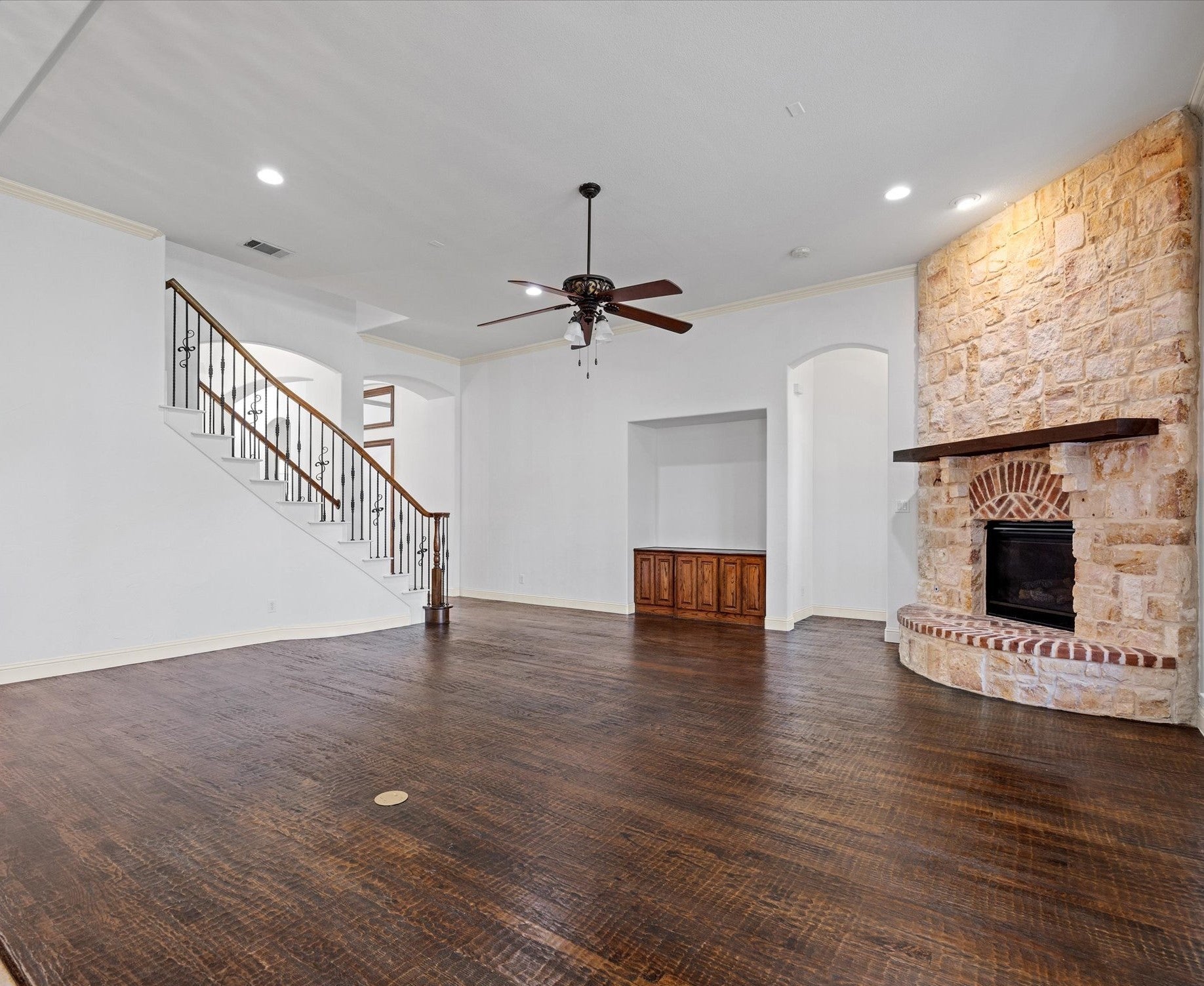 Trophy Club, Texas, 76262, United States, 4 Bedrooms Bedrooms, ,4 BathroomsBathrooms,Residential,For Sale,1982923