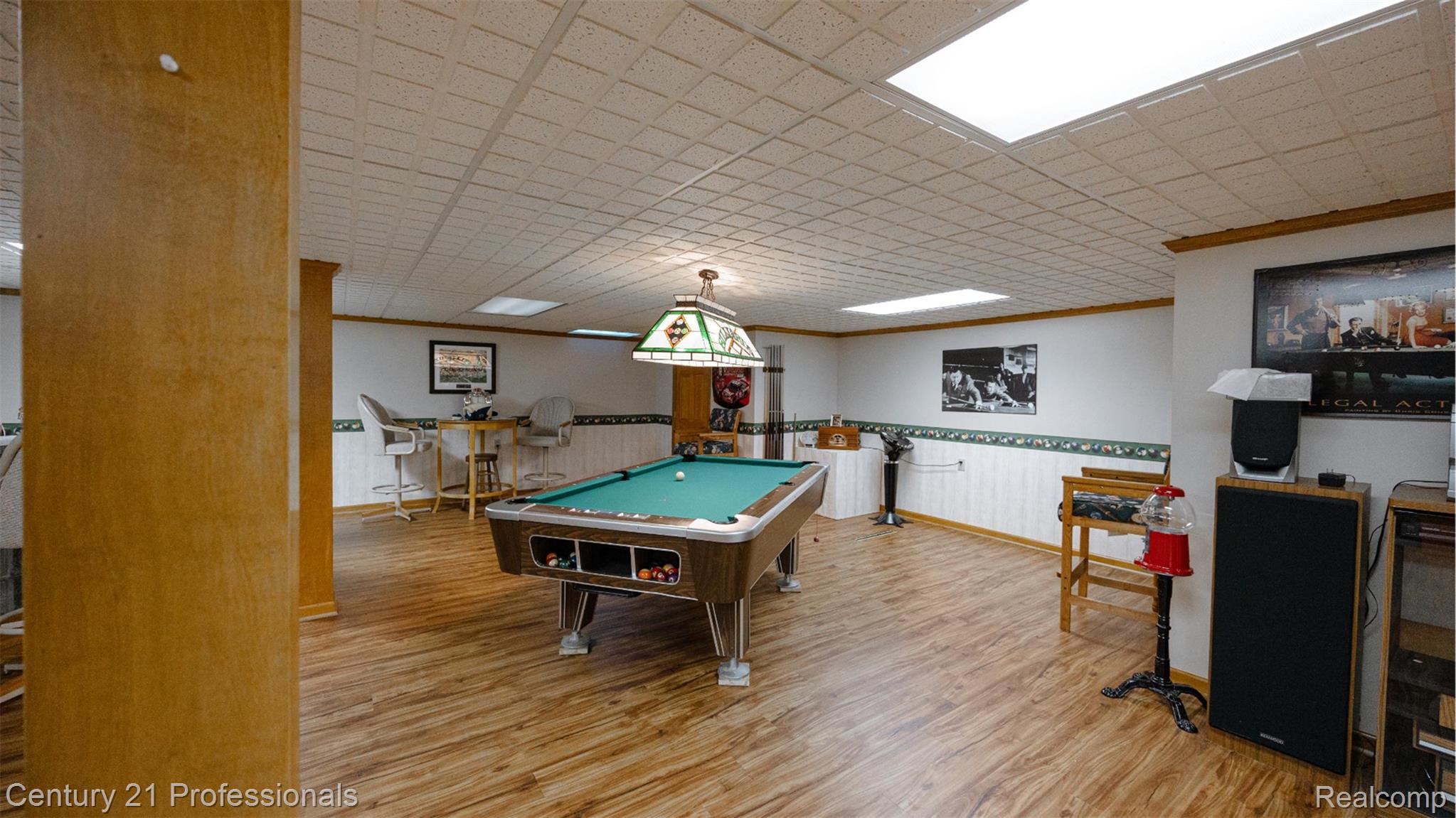 RochesterHills, Michigan, 48309, United States, 4 Bedrooms Bedrooms, ,4 BathroomsBathrooms,Residential,For Sale,1980404