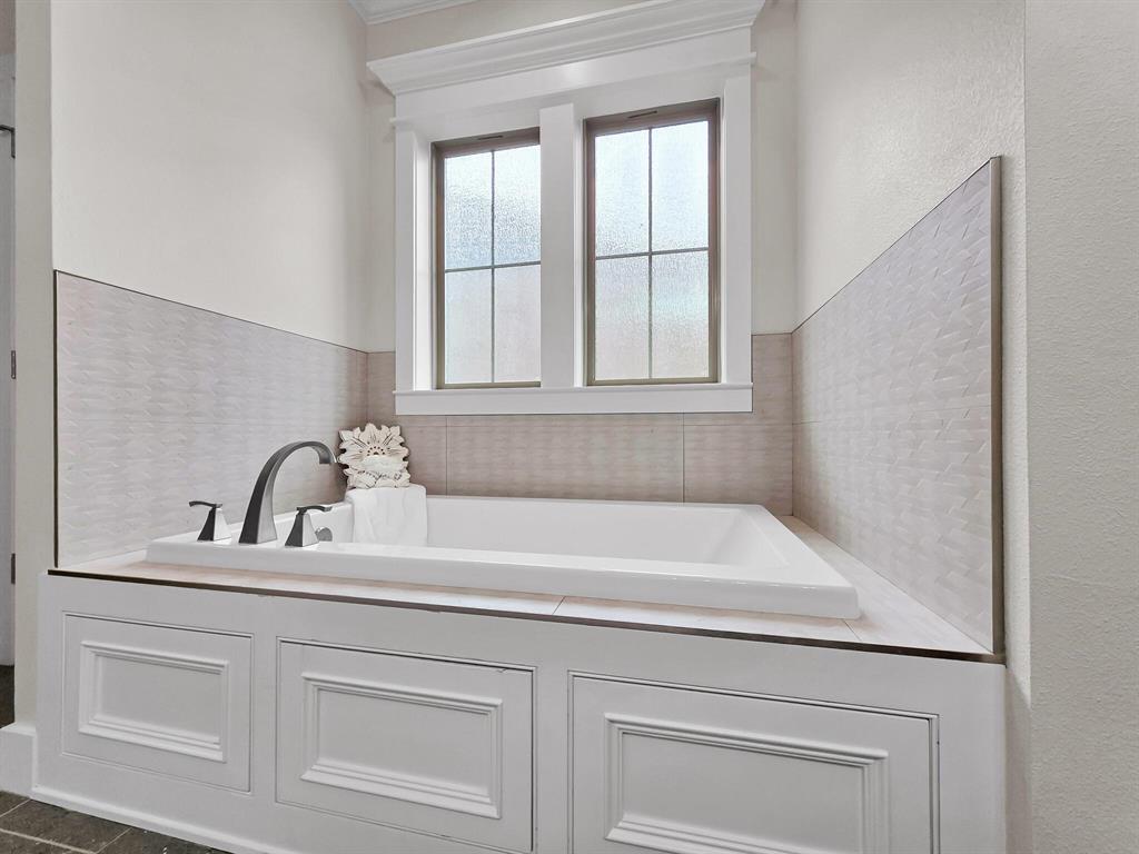 Beaumont, Texas, 77713, United States, 4 Bedrooms Bedrooms, ,Residential,For Sale,2000946