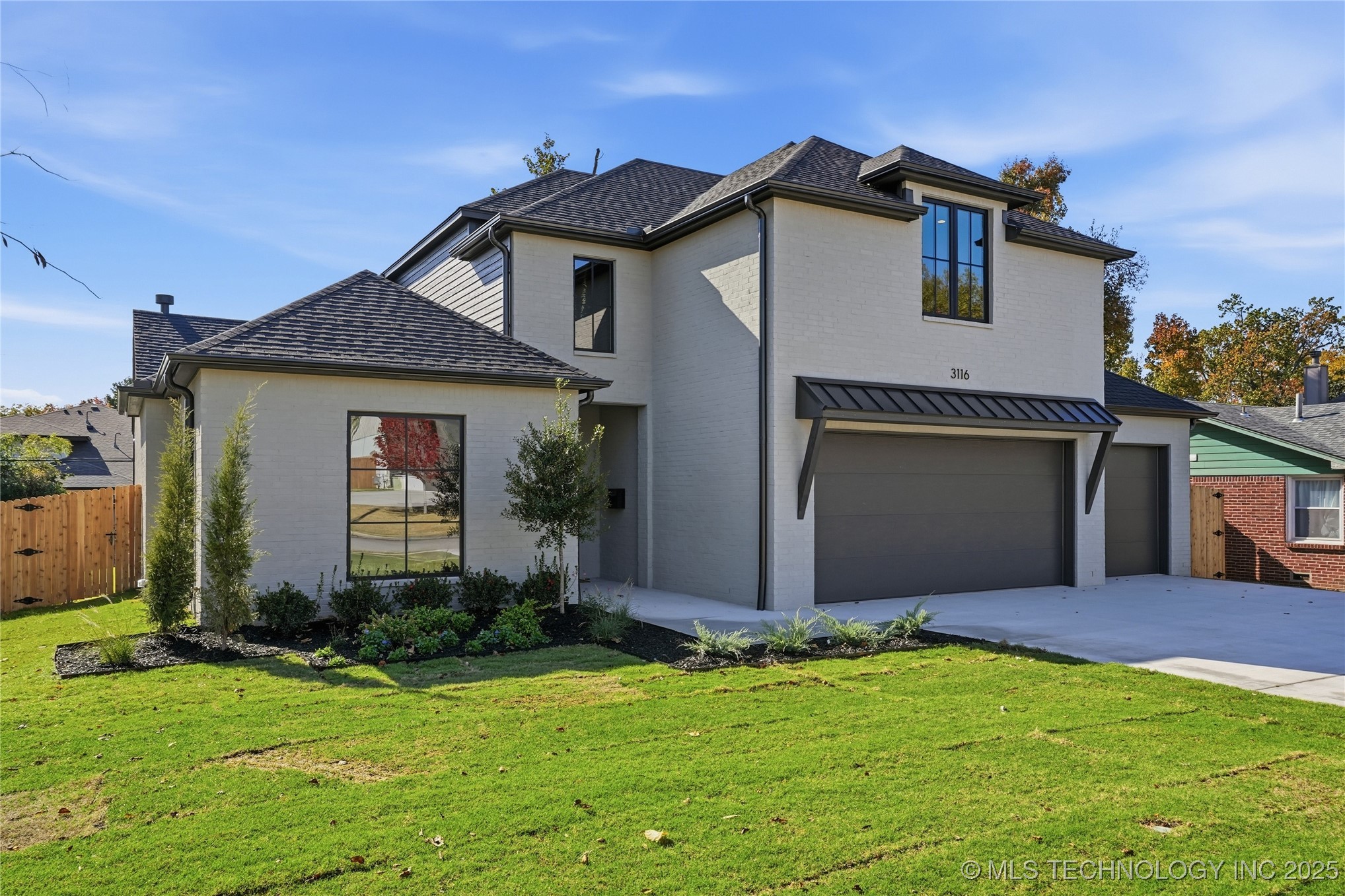 Tulsa, Oklahoma, 74114, United States, 4 Bedrooms Bedrooms, ,5 BathroomsBathrooms,Residential,For Sale,1990982