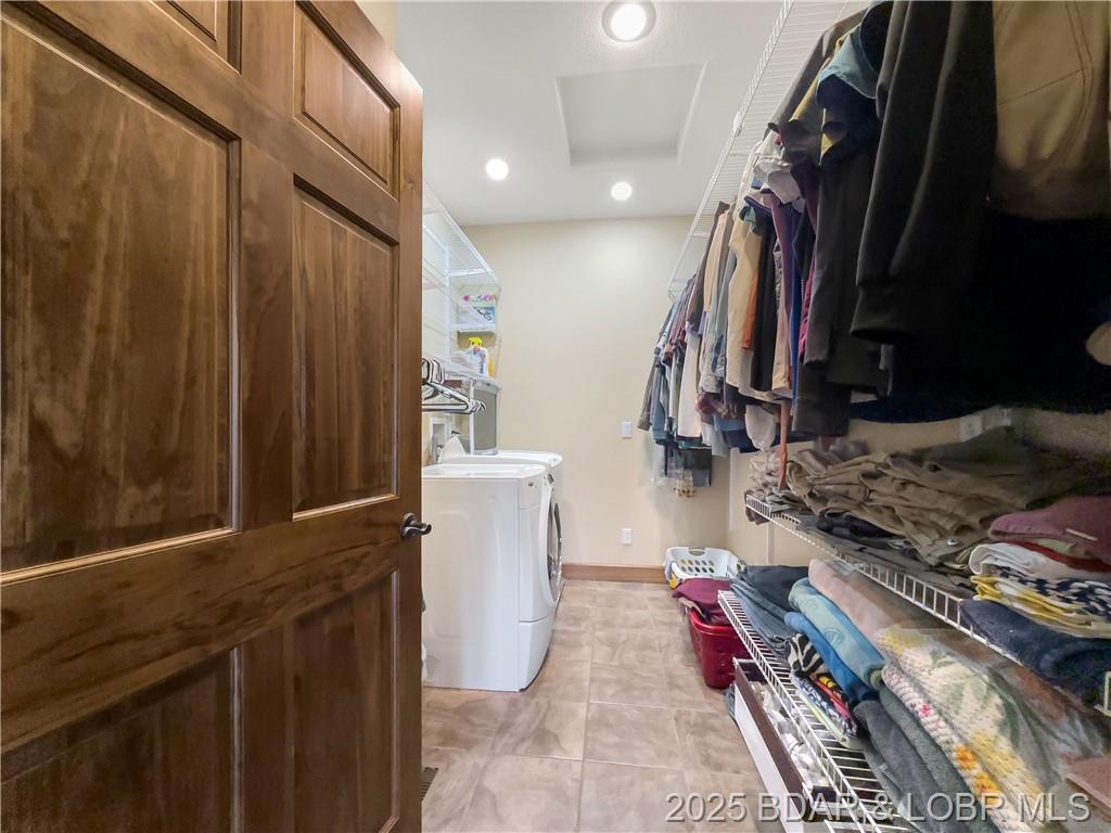 Camdenton, Missouri, 65020, United States, 4 Bedrooms Bedrooms, ,4 BathroomsBathrooms,Residential,For Sale,1805220