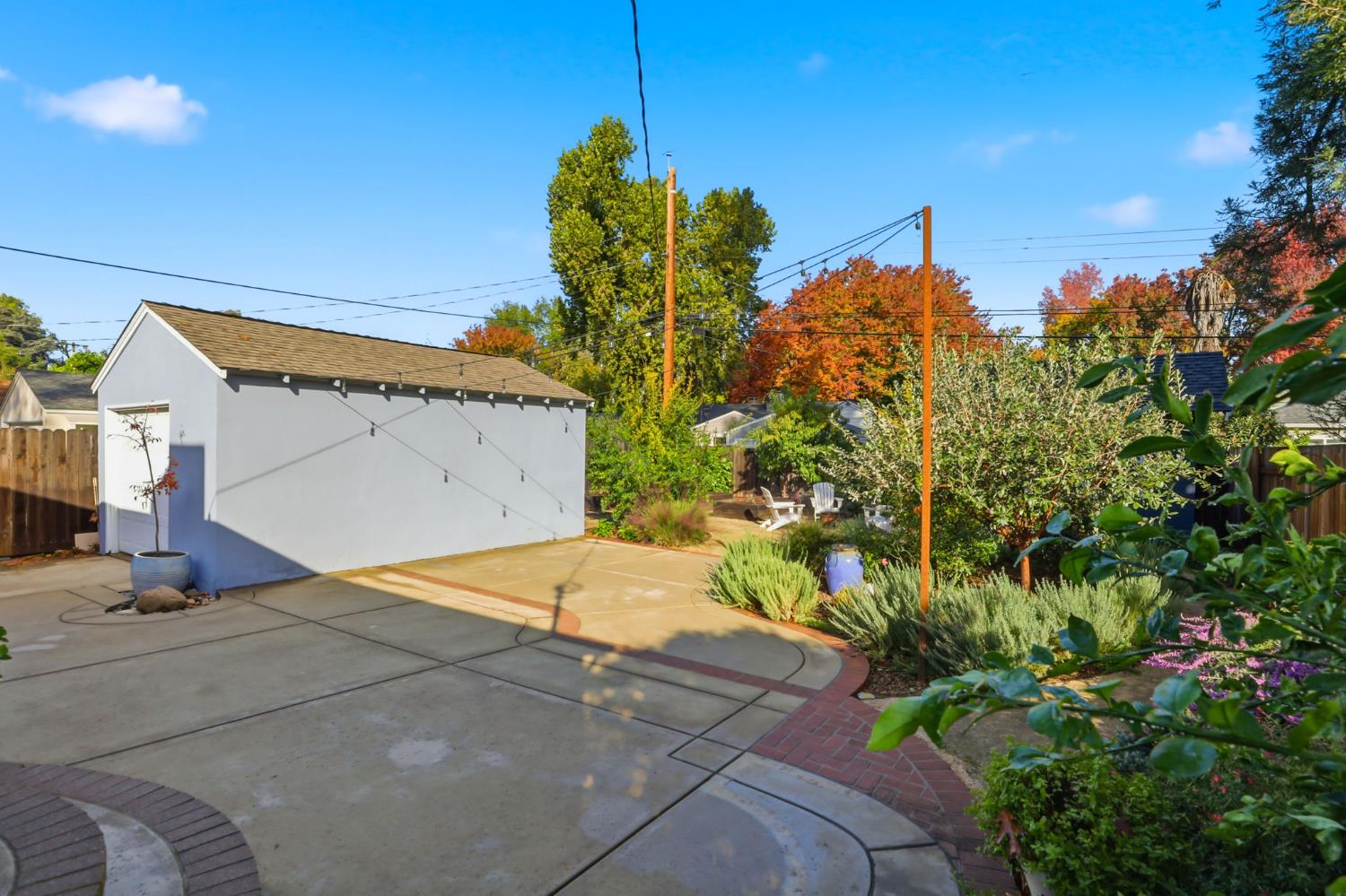 Sacramento, California, 95818, United States, 3 Bedrooms Bedrooms, ,1 BathroomBathrooms,Residential,For Sale,1989642