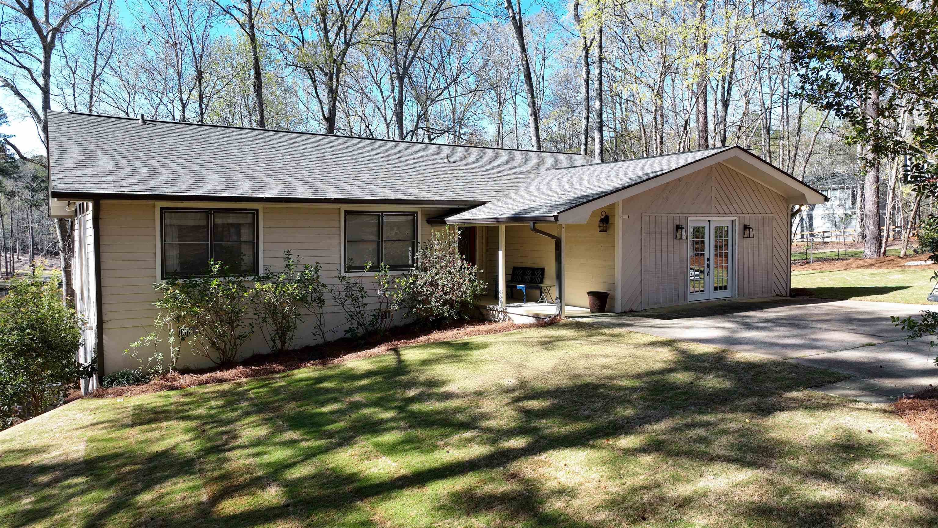 Greensboro, Georgia, 30642, United States, 5 Bedrooms Bedrooms, ,2 BathroomsBathrooms,Residential,For Sale,1907052