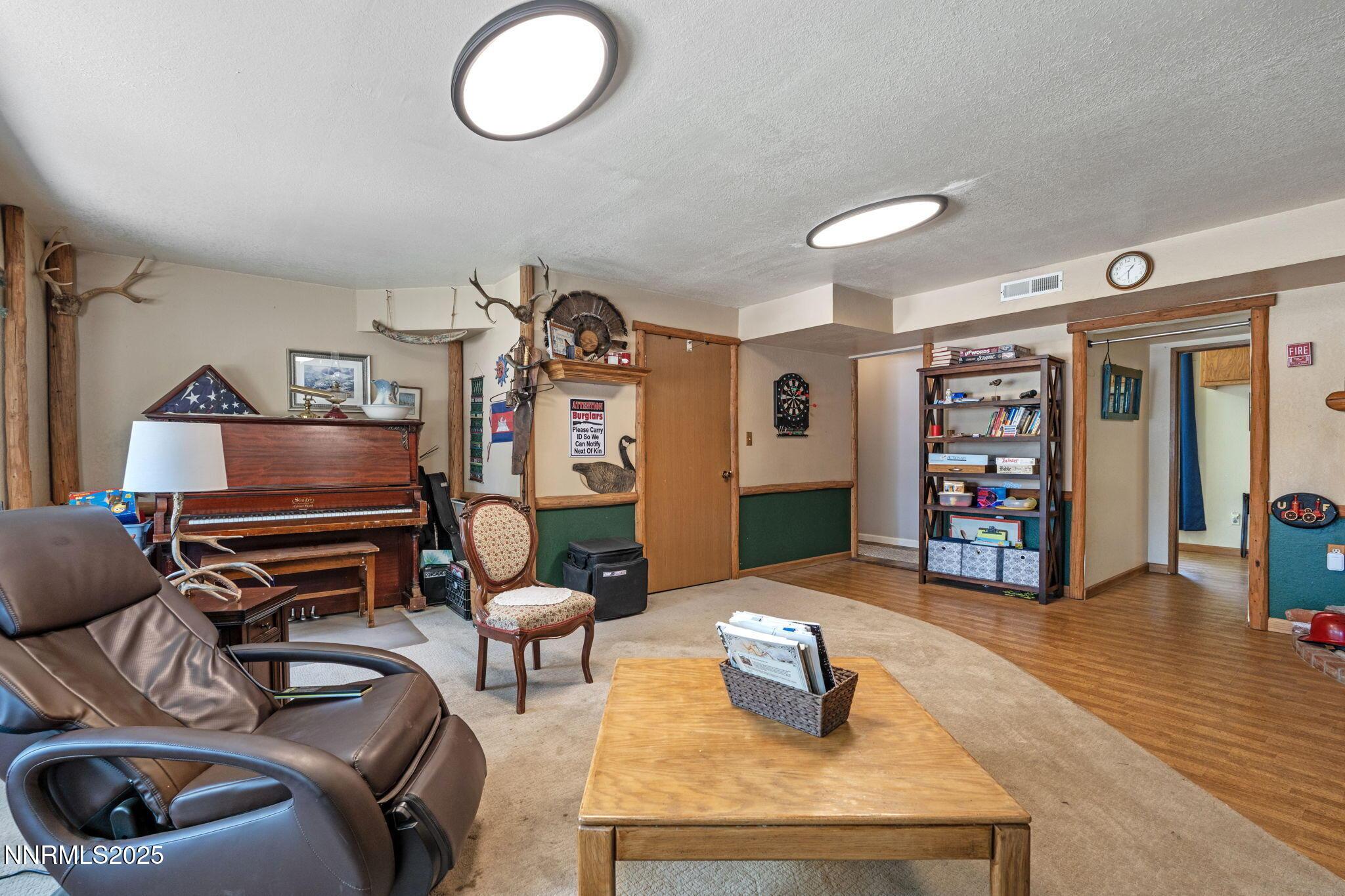 Washoe Valley, Nevada, 89704, United States, 4 Bedrooms Bedrooms, ,3 BathroomsBathrooms,Residential,For Sale,1883603