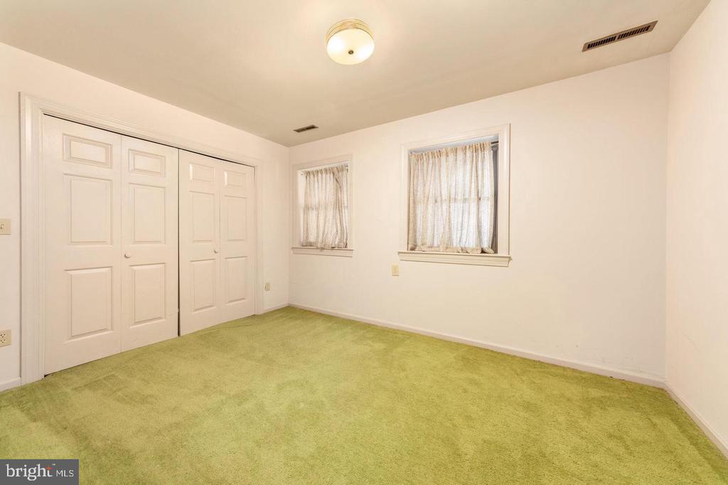 Fredericksburg, Virginia, 22405, United States, 5 Bedrooms Bedrooms, ,3 BathroomsBathrooms,Residential,For Sale,2013092