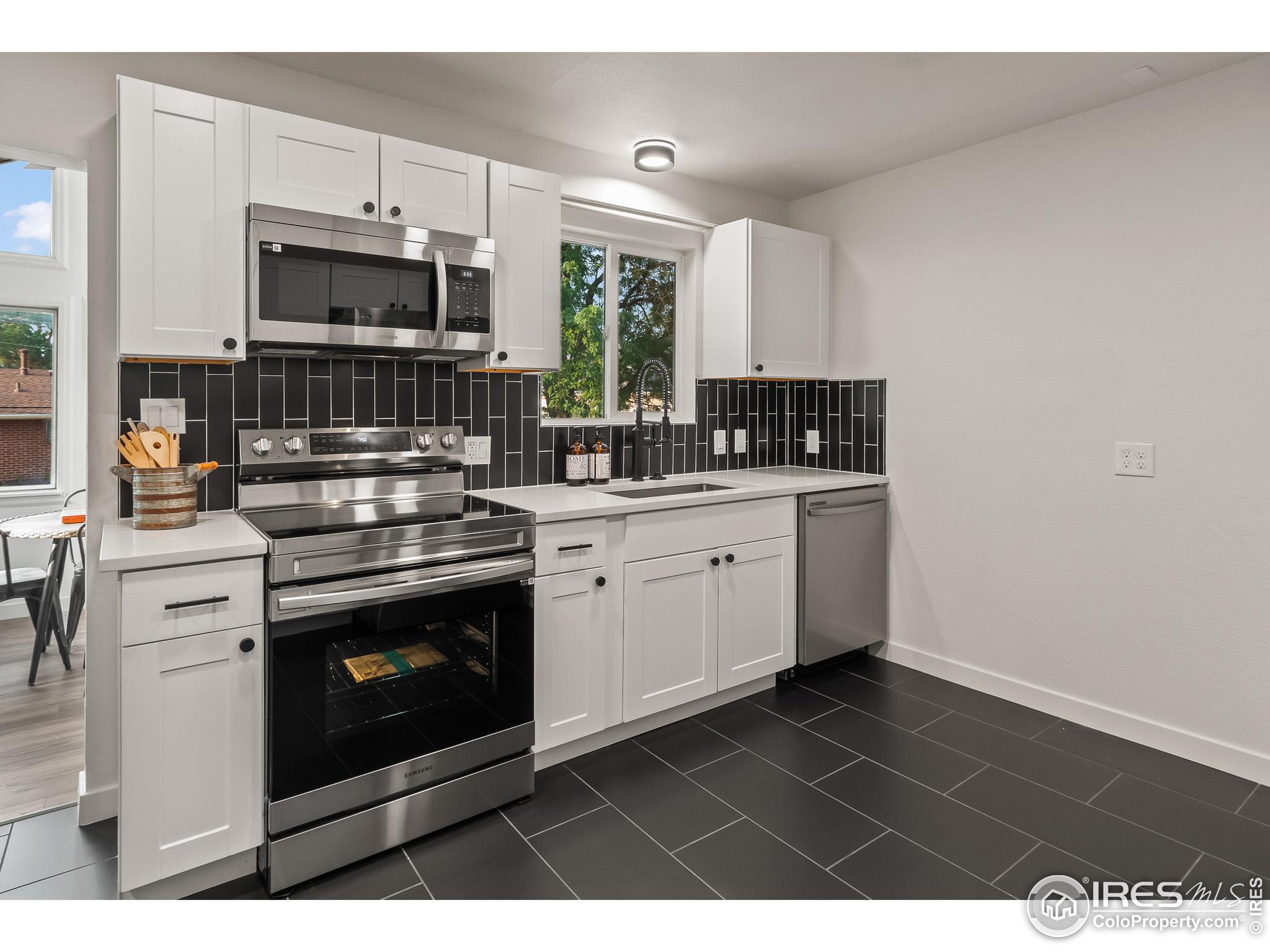 4 Pratt Pl, Longmont, Colorado, 80501, United States, 4 Bedrooms Bedrooms, ,1 BathroomBathrooms,Residential,For Sale,4 Pratt Pl,1638462