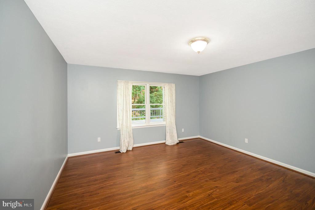 Stafford, Virginia, 22554, United States, 5 Bedrooms Bedrooms, ,4 BathroomsBathrooms,Residential,For Sale,1938309