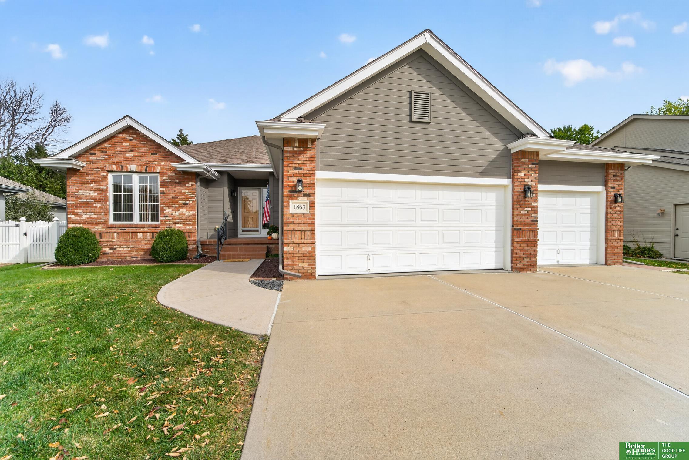 153rd Ave, Omaha, NE 68154