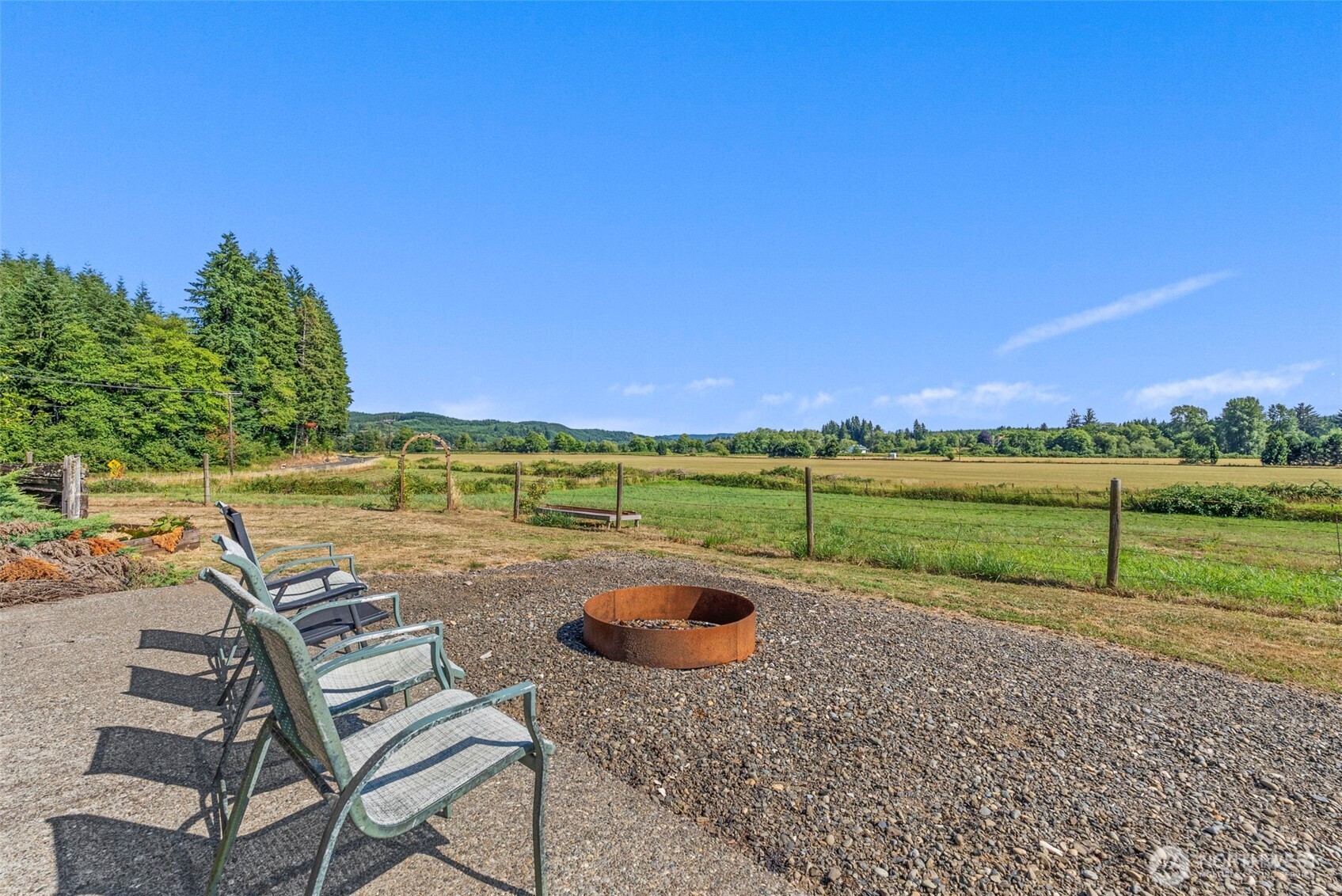 Montesano, Washington, 98563, United States, 4 Bedrooms Bedrooms, ,1 BathroomBathrooms,Residential,For Sale,1920317