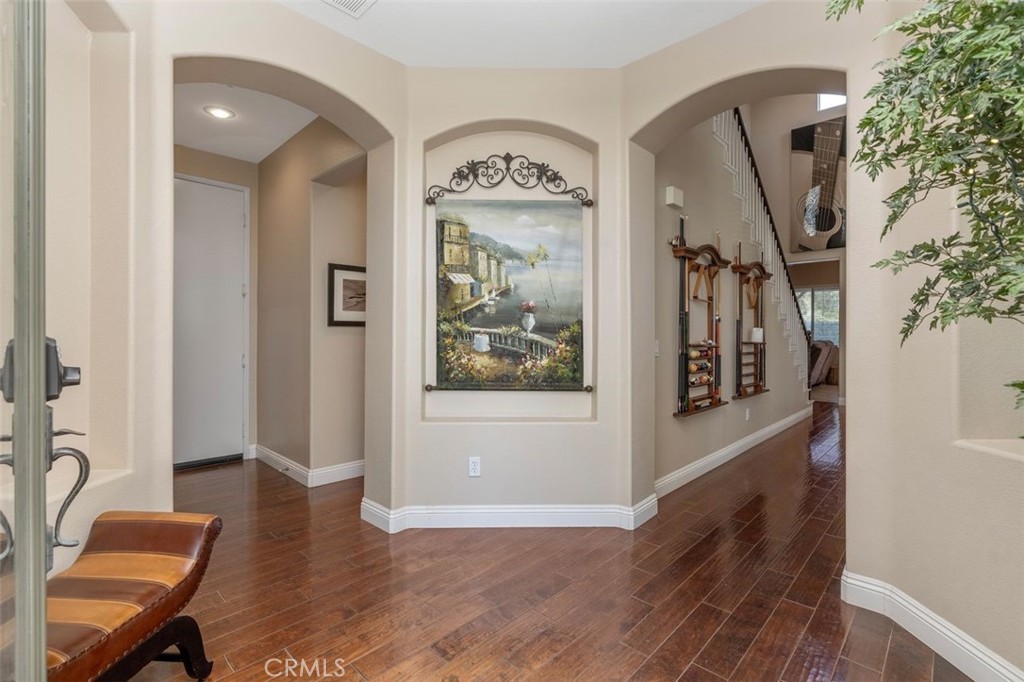 Murrieta, California, 92562, United States, 5 Bedrooms Bedrooms, ,3 BathroomsBathrooms,Residential,For Sale,1837982