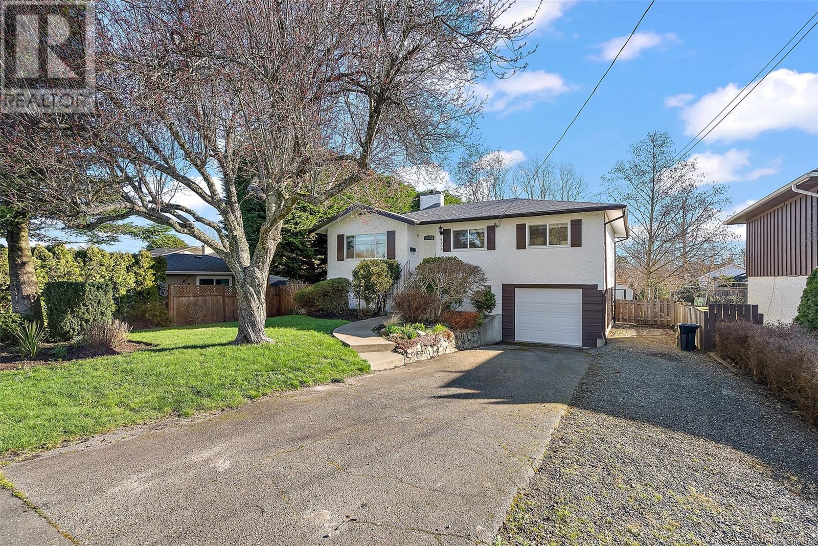 SIDNEY, British Columbia, V8L 2T6, CA, 3 Bedrooms Bedrooms, ,2 BathroomsBathrooms,Residential,For Sale,1906024