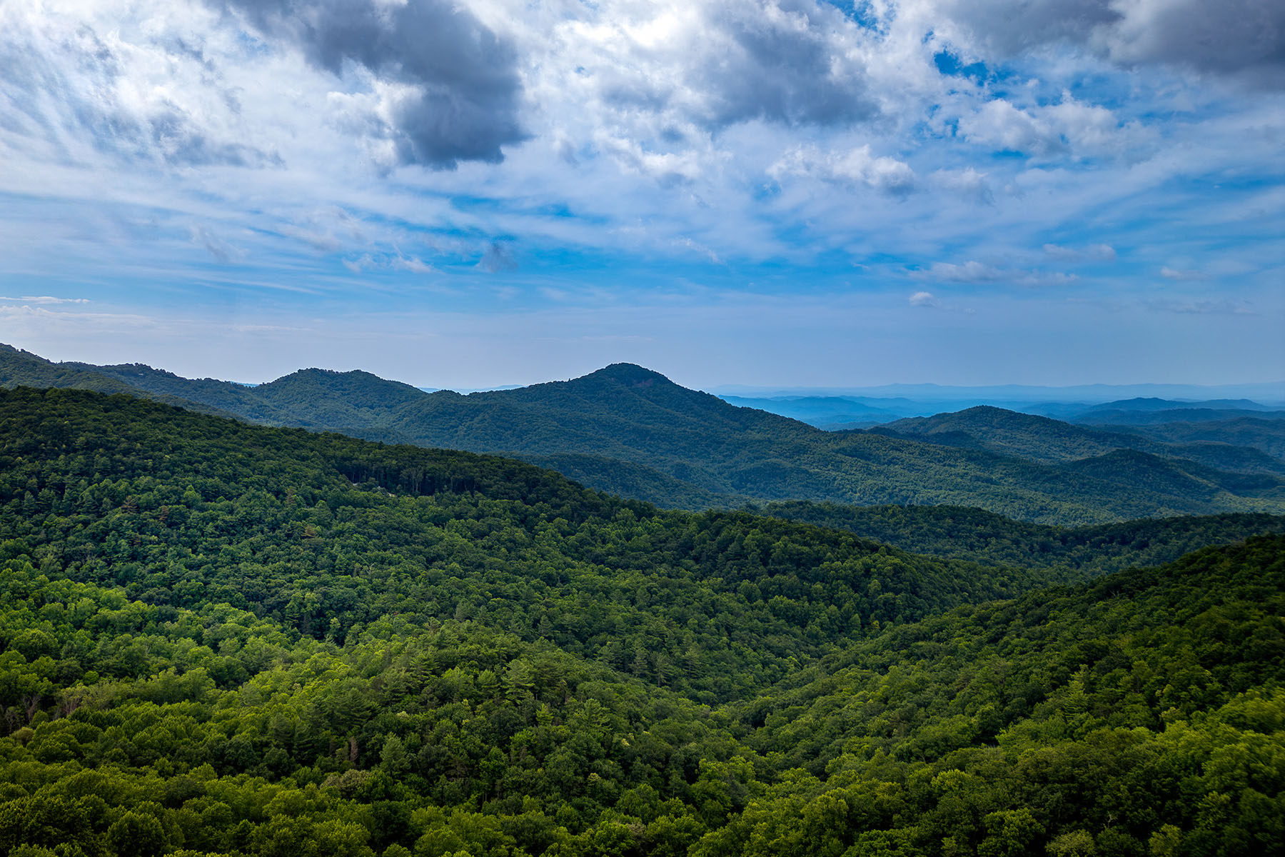  THE ORCHARDS OF MAYVIEW - BLOWING ROCK - 物件實景