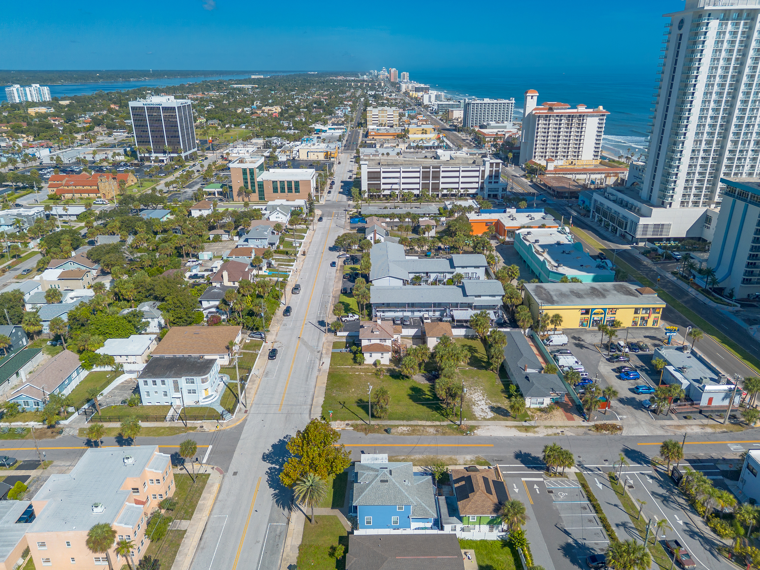 Daytona Beach, Florida, 32118, United States, 5 Bedrooms Bedrooms, ,3 BathroomsBathrooms,Residential,For Sale,1982545