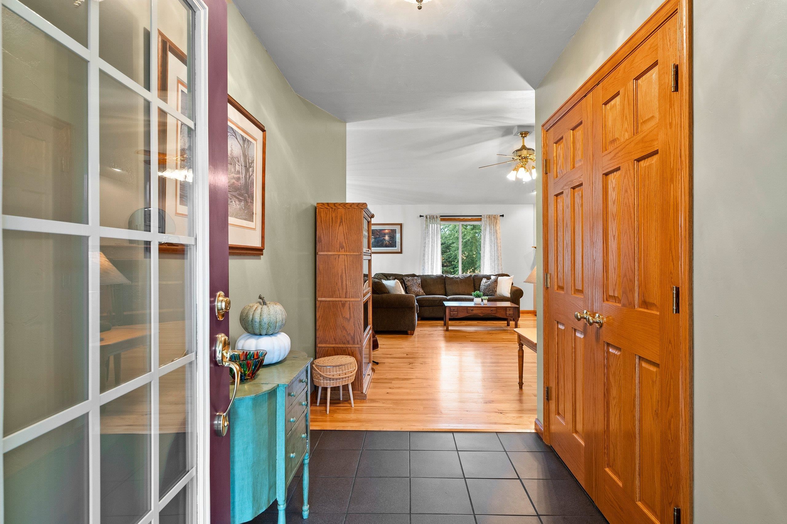 SOBIESKI, Wisconsin, 54171, United States, 5 Bedrooms Bedrooms, ,3 BathroomsBathrooms,Residential,For Sale,1965395