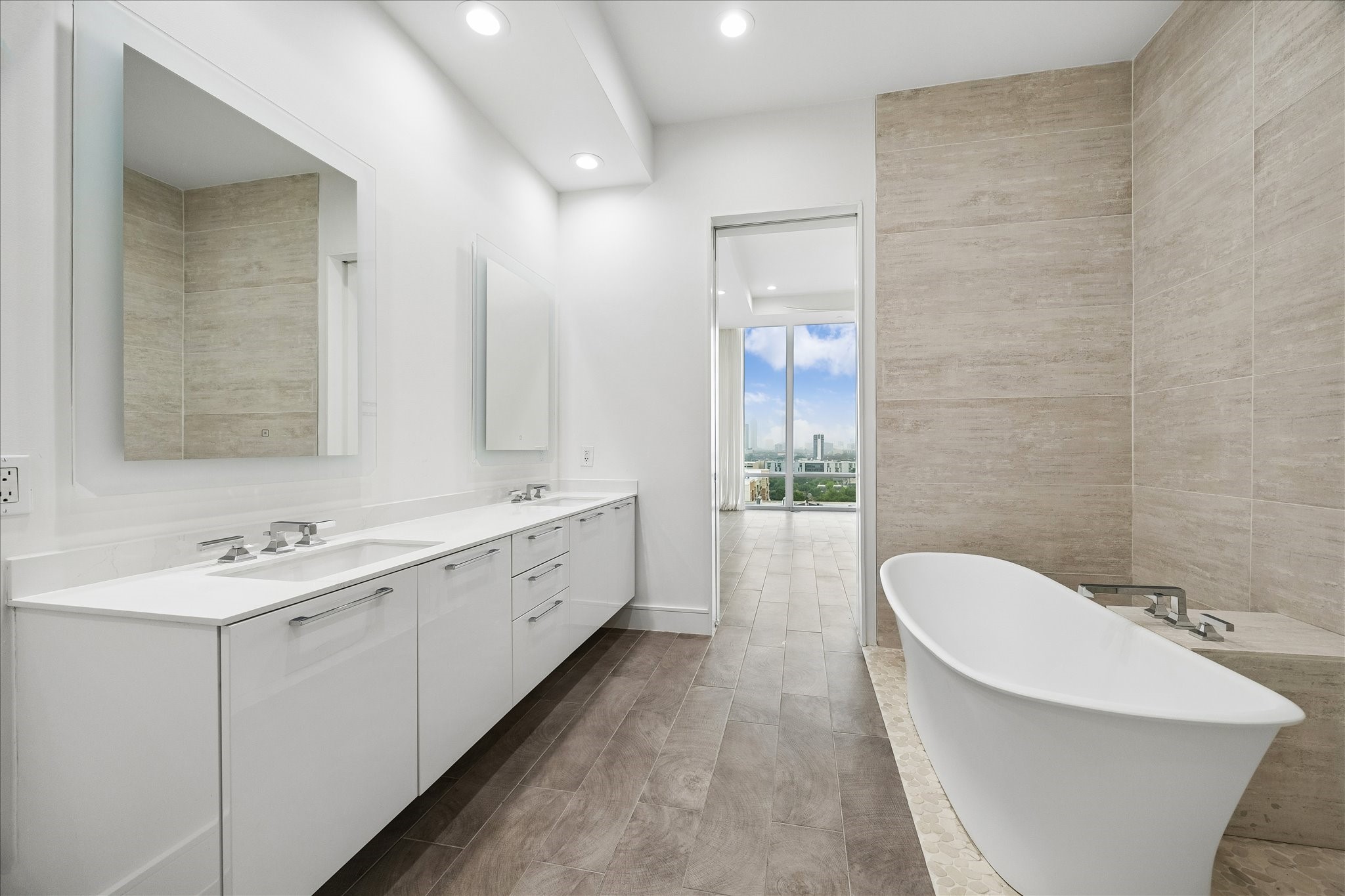  2727 Kirby Drive #11D - 物件實景