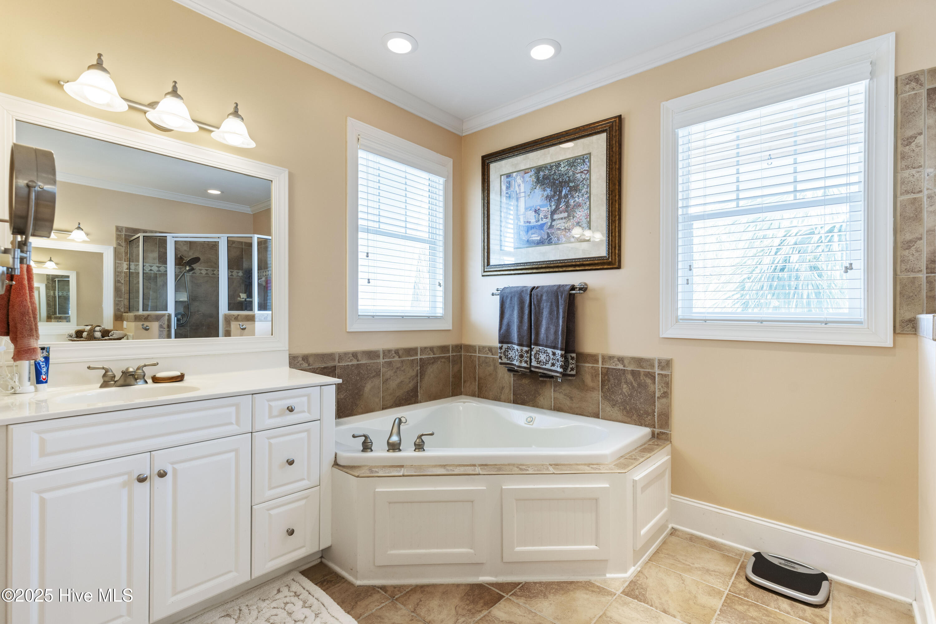 Carolina Beach, North Carolina, 28428, United States, 4 Bedrooms Bedrooms, ,4 BathroomsBathrooms,Residential,For Sale,1848790