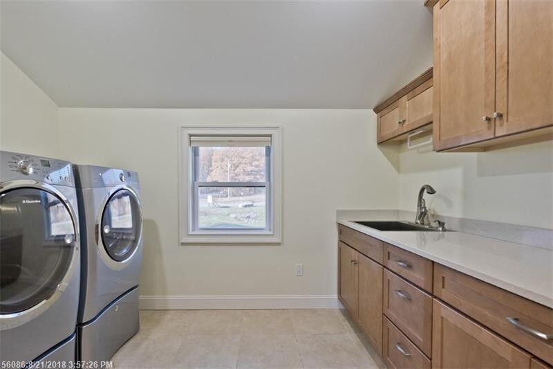 Biddeford, Maine, 04005, United States, ,4 BathroomsBathrooms,Residential,For Sale,1918755