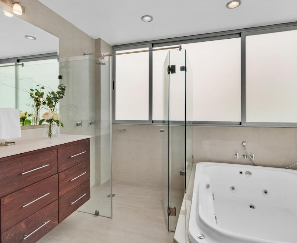 Albert Einstein, Álvaro Obregón, Ciudad de México, 01330, Mexico, 3 Bedrooms Bedrooms, ,3 BathroomsBathrooms,Residential,For Sale,Albert Einstein,1617627