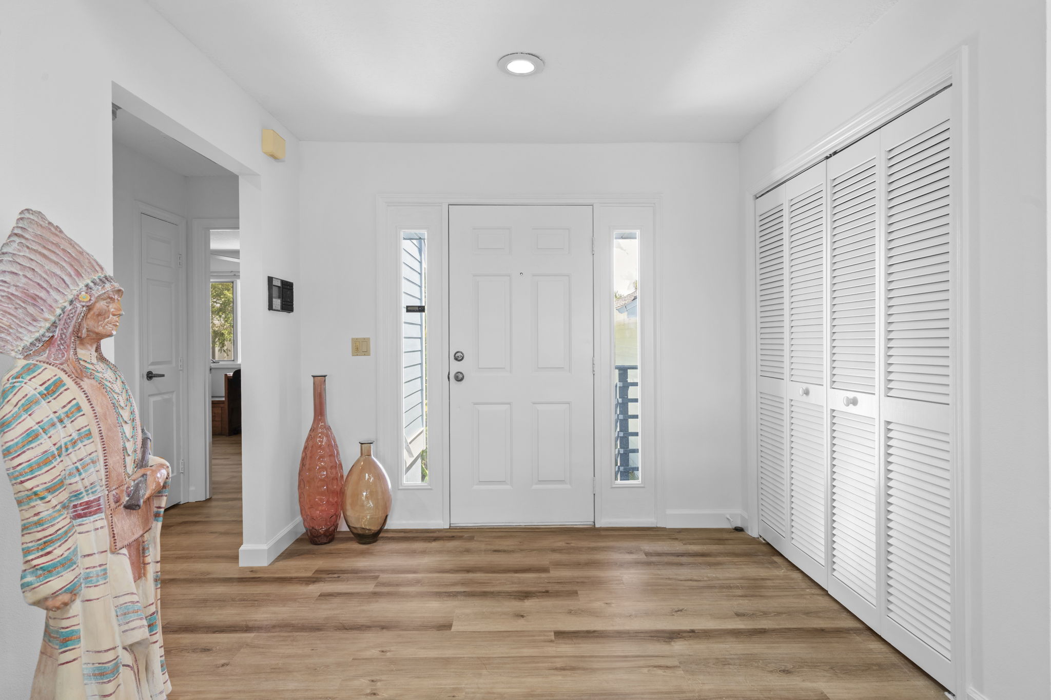 Tarpon Springs, Florida, 34689, United States, 3 Bedrooms Bedrooms, ,2 BathroomsBathrooms,Residential,For Sale,1976239