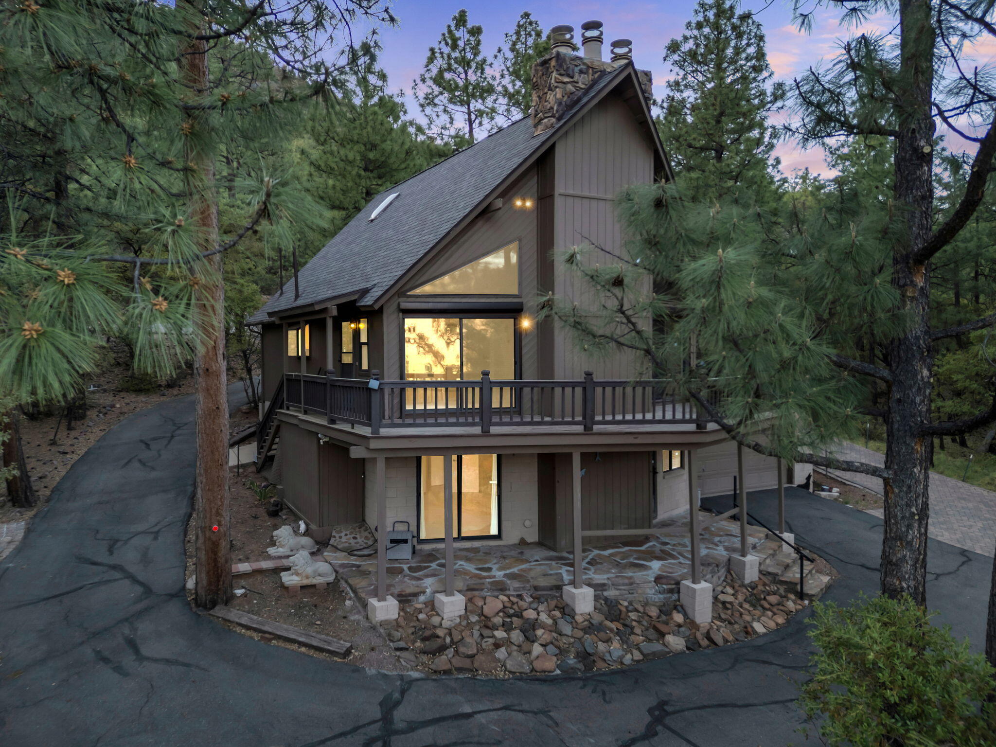 Pine, Arizona, 85544, United States, 3 Bedrooms Bedrooms, ,2 BathroomsBathrooms,Residential,For Sale,1828056