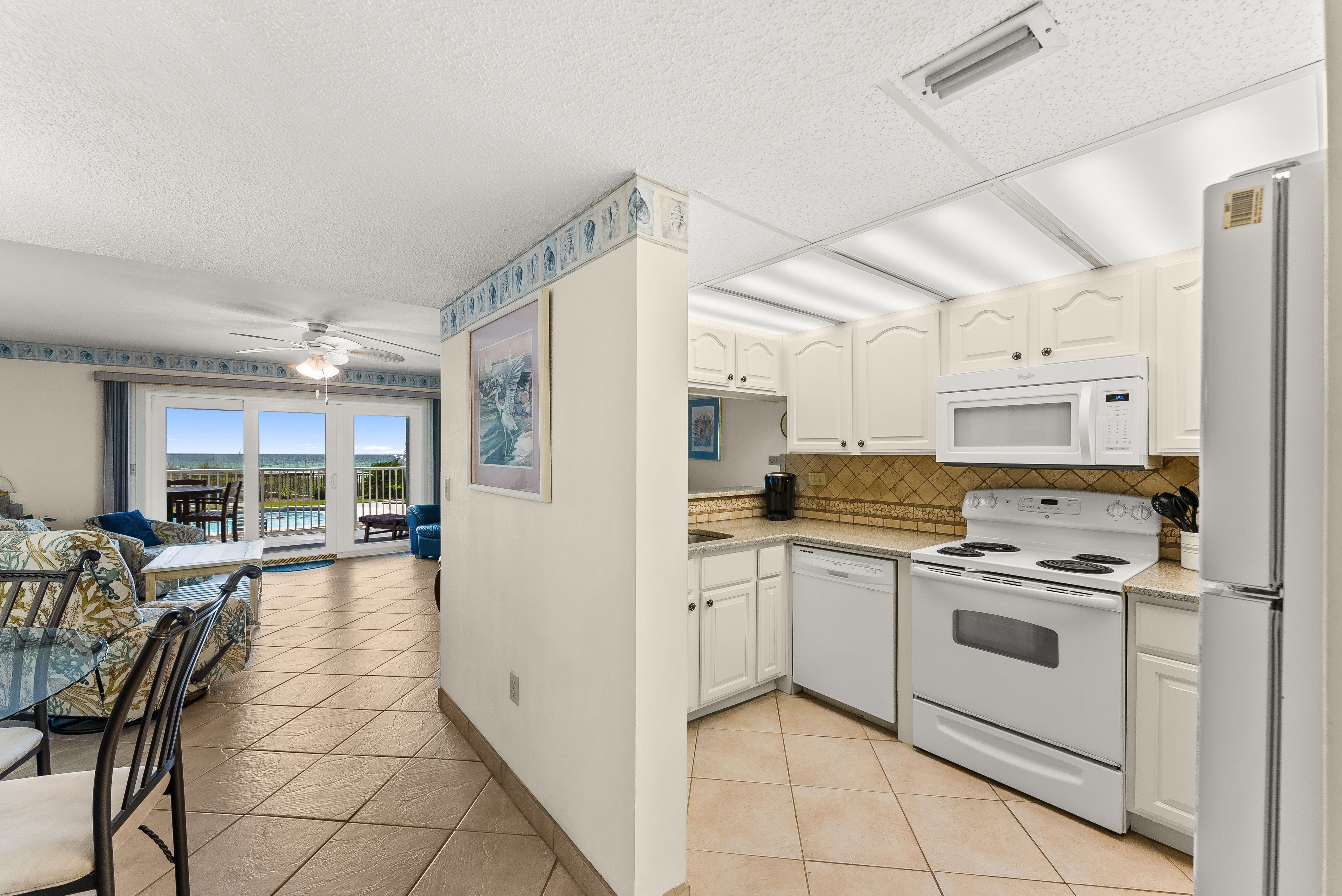  Ground-Floor Gulf-Front Retreat With Strong Rental History - 物件實景