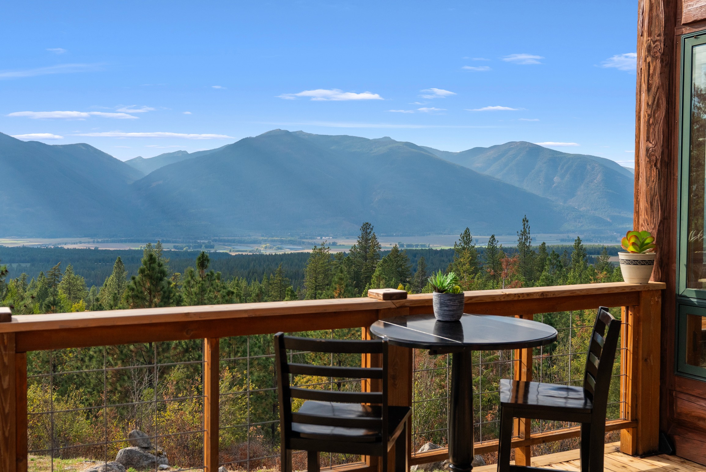 Bonners Ferry, Idaho, 83805, United States, 3 Bedrooms Bedrooms, ,4 BathroomsBathrooms,Residential,For Sale,1984473