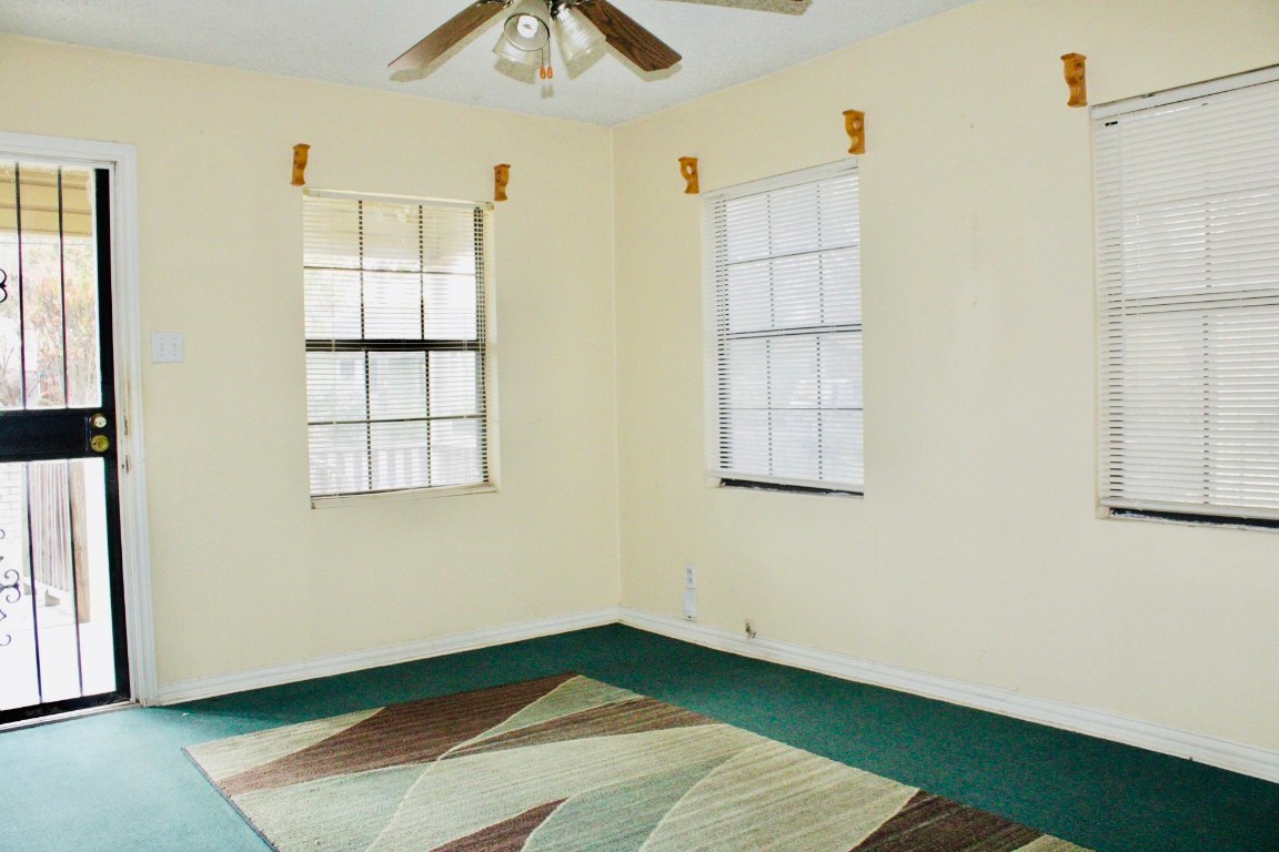 Austin, Texas, 78702, United States, 3 Bedrooms Bedrooms, ,1 BathroomBathrooms,Residential,For Sale,1901292