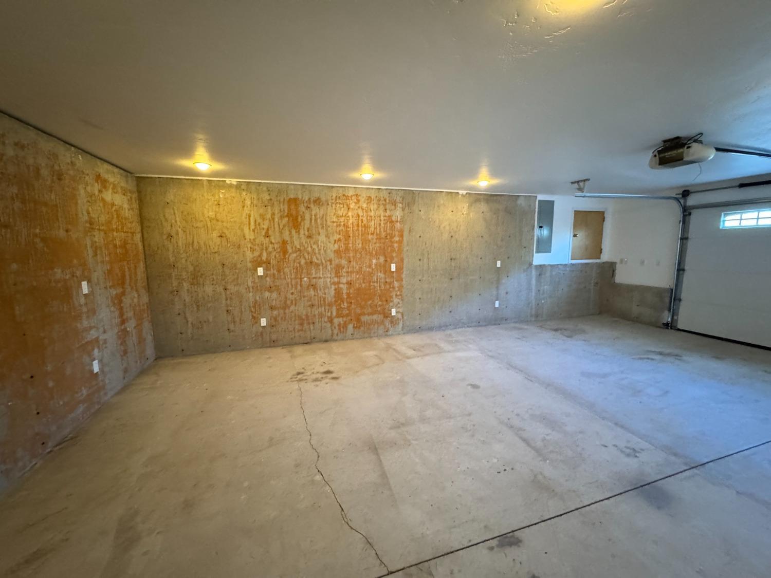 Nevada City, California, 95959, United States, 5 Bedrooms Bedrooms, ,4 BathroomsBathrooms,Residential,For Sale,1994269