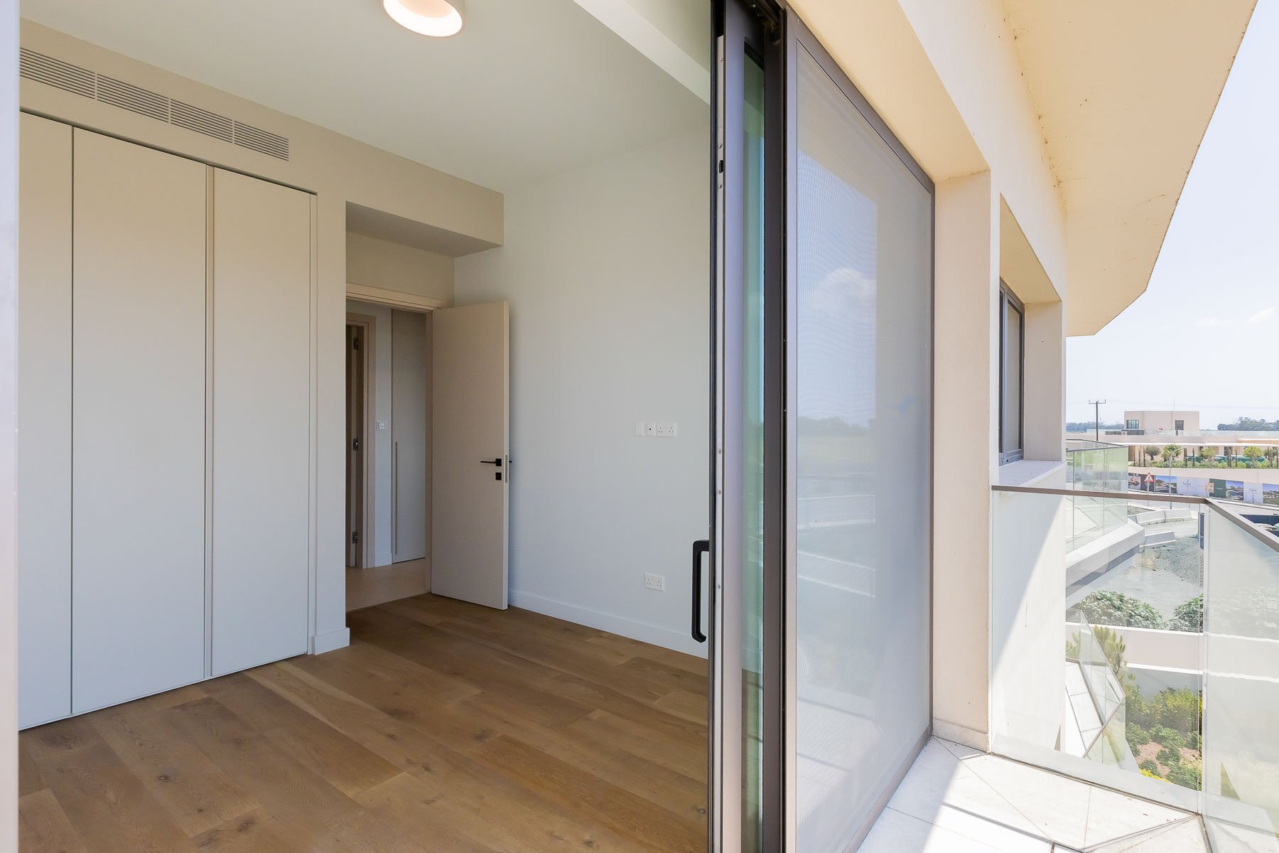  Contemporary 3 Bedroom Apartment with Golf Views in Limassol Greens - 物件實景