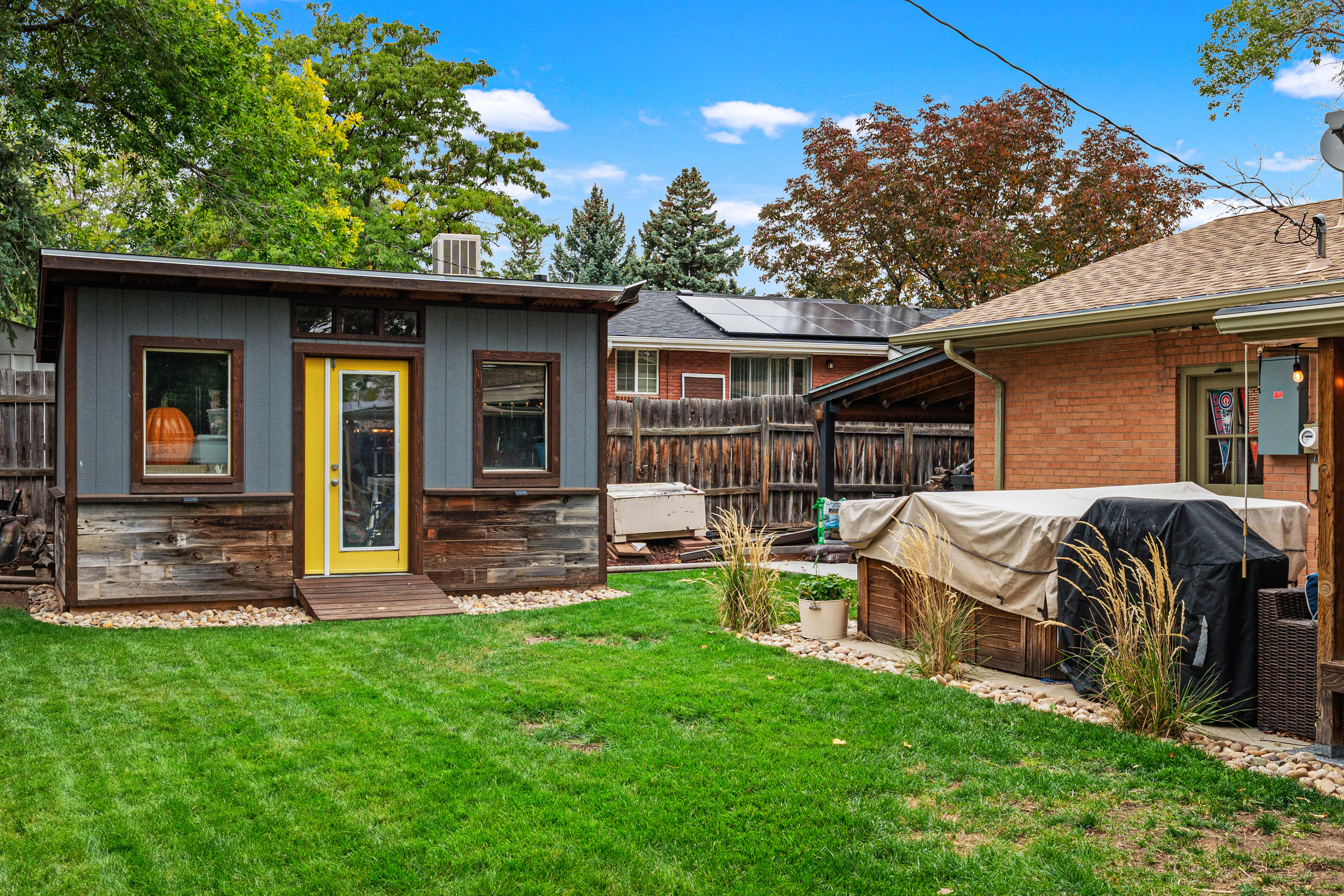  Beautifully Updated 5-Bedroom, 3-Bath Ranch - 物件實景
