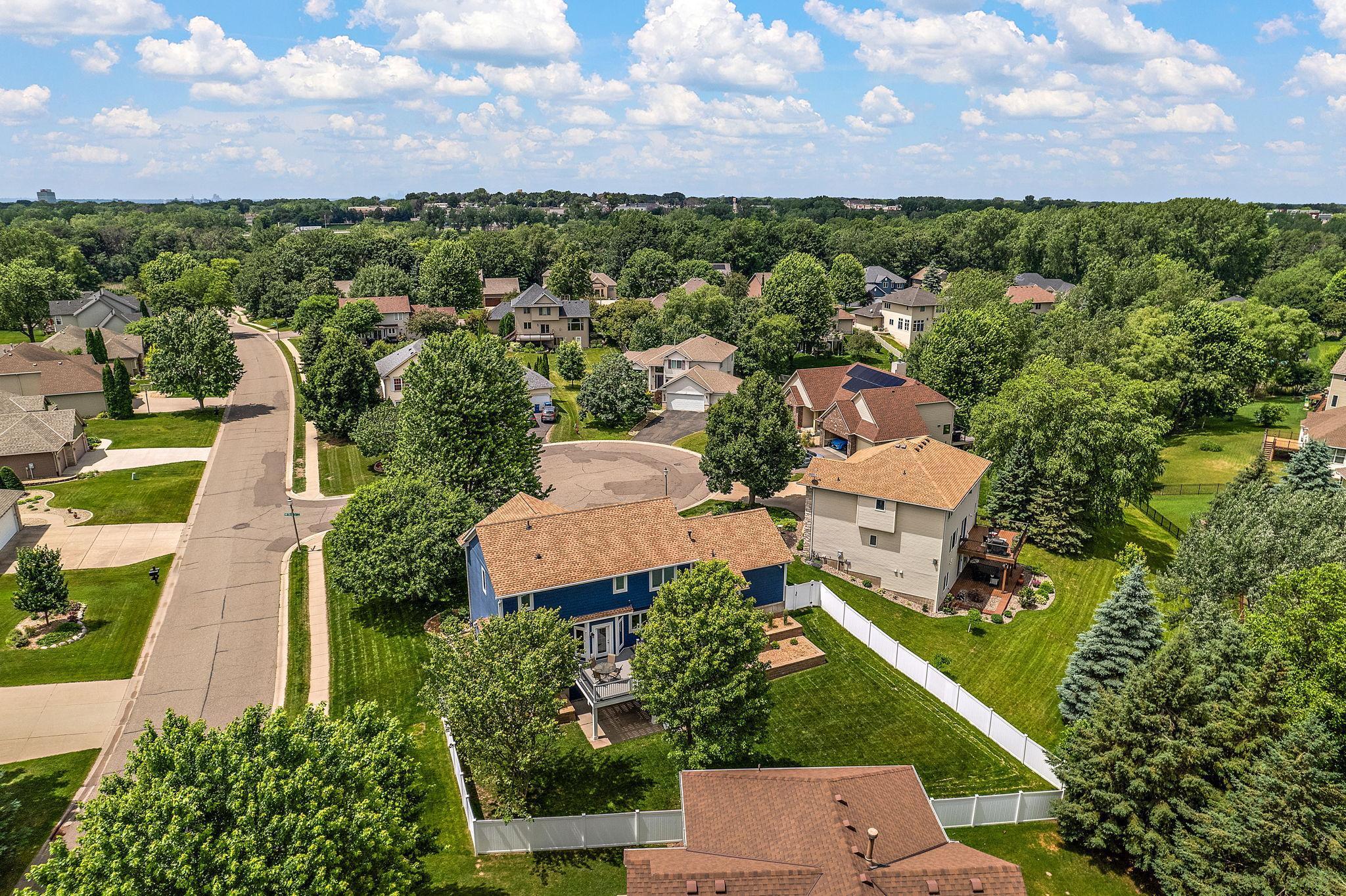 Oakdale, Minnesota, 55128, United States, 4 Bedrooms Bedrooms, ,4 BathroomsBathrooms,Residential,For Sale,1879213