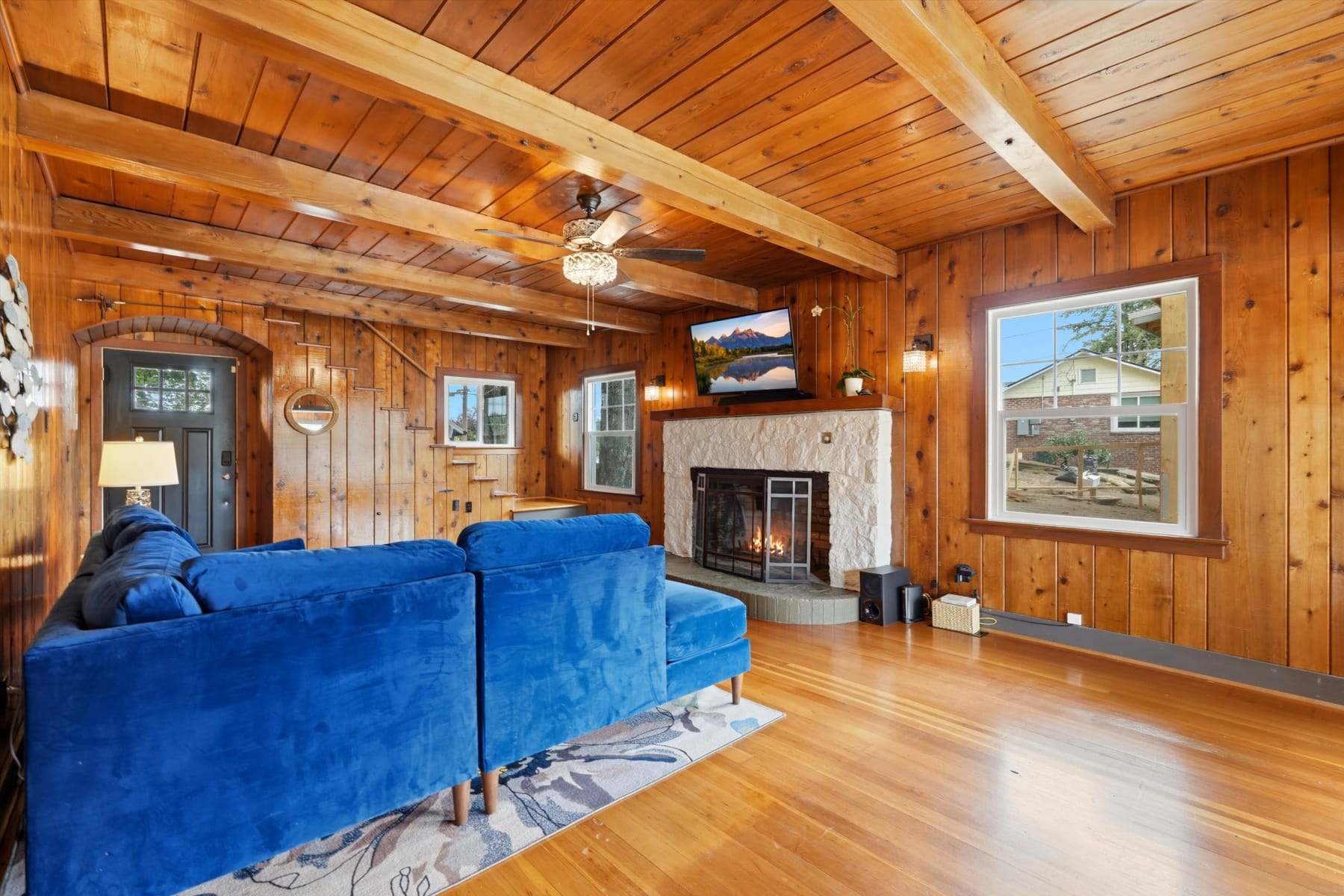  21345 NE INTERLACHEN LN Fairview, OR 97024 - 物件實景
