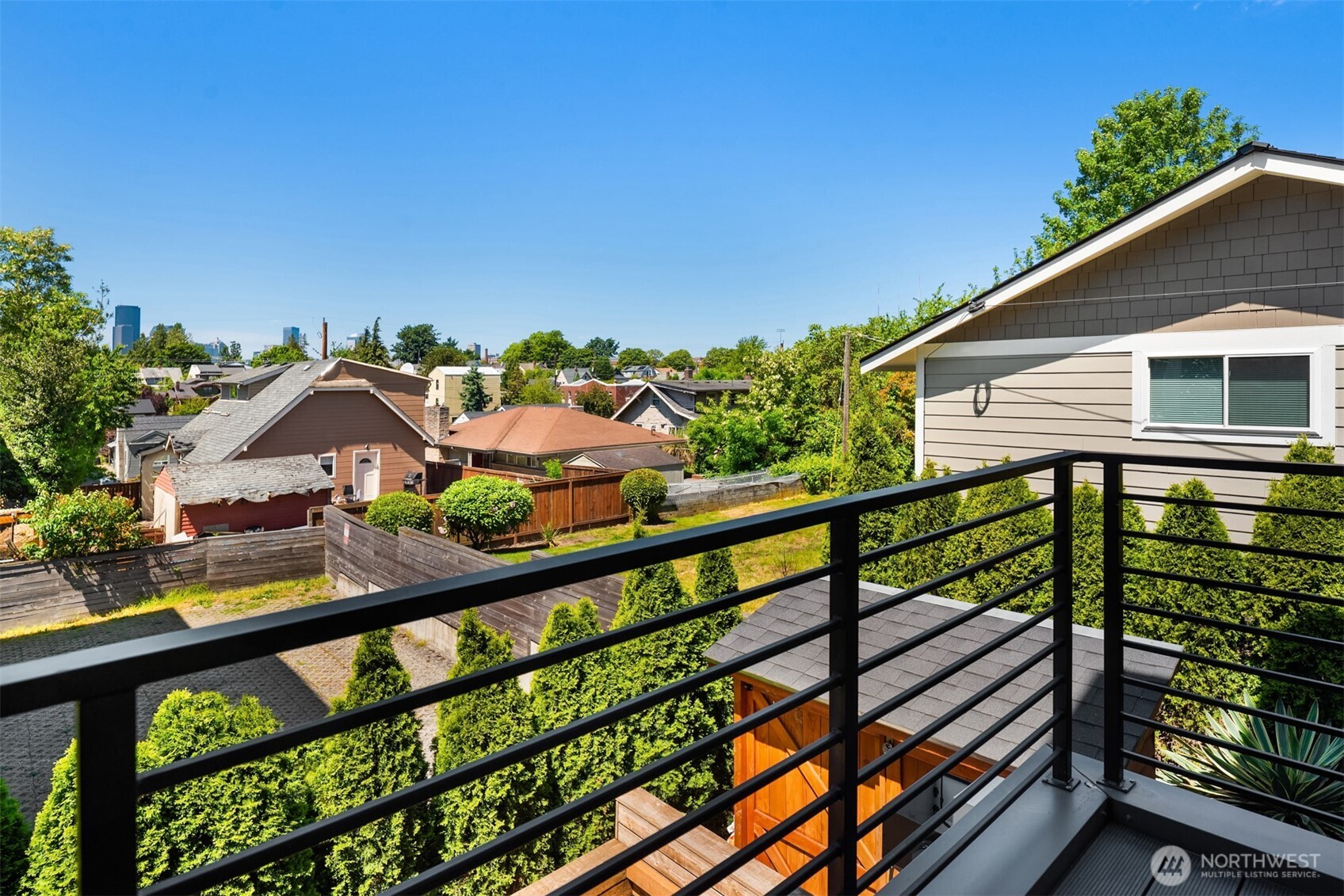 Seattle, Washington, 98122, United States, 3 Bedrooms Bedrooms, ,2 BathroomsBathrooms,Residential,For Sale,1856144
