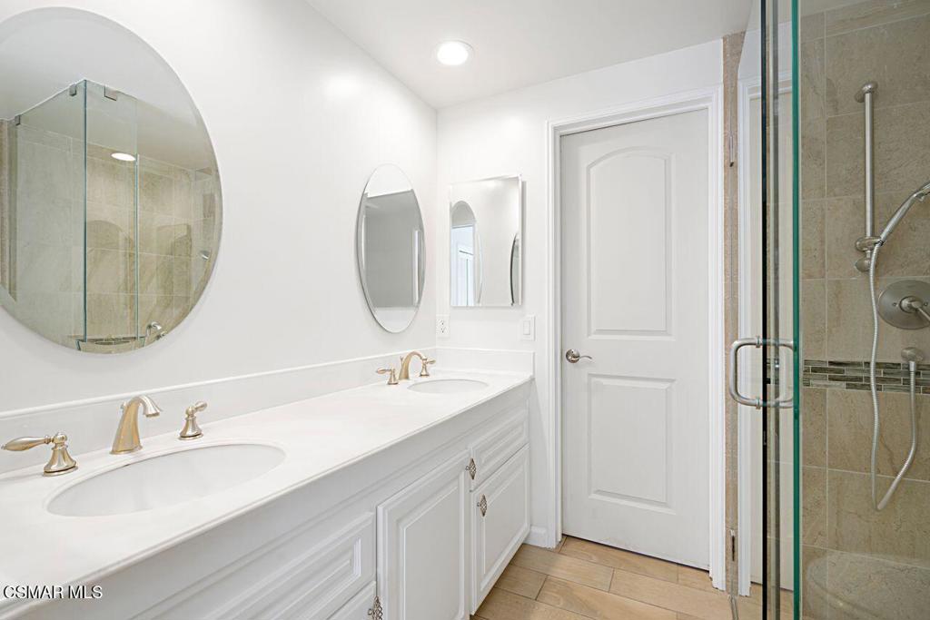 Thousand Oaks, California, 91362, United States, 4 Bedrooms Bedrooms, ,3 BathroomsBathrooms,Residential,For Sale,1990954