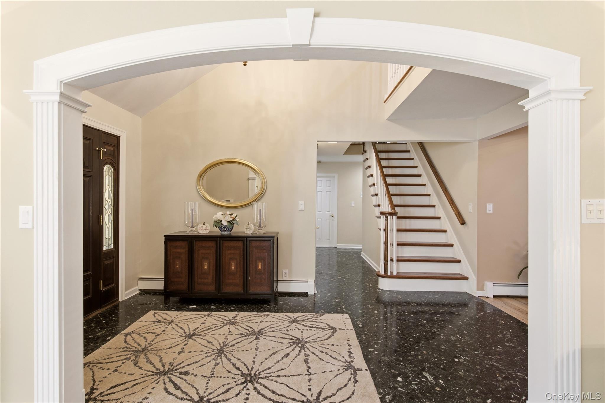  14 Sherwood Gate, Oyster Bay, NY, 11771 - 物件實景