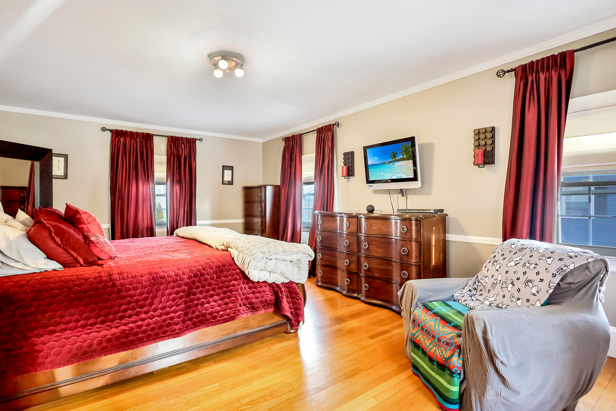 Lawrence, Massachusetts, 01841, United States, 3 Bedrooms Bedrooms, ,2 BathroomsBathrooms,Residential,For Sale,2005790