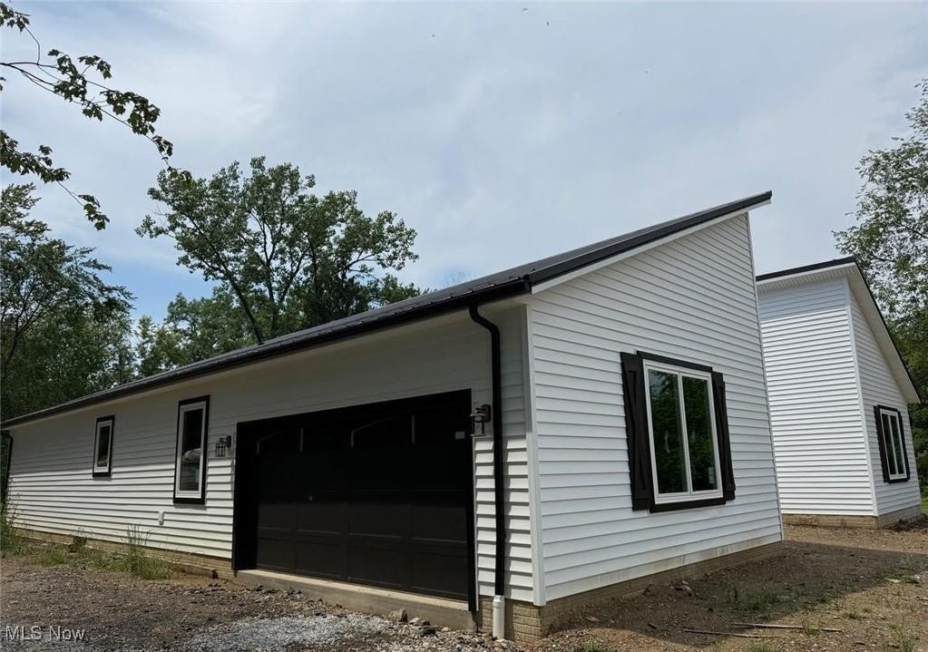 Chagrin Falls, Ohio, 44022, United States, 4 Bedrooms Bedrooms, ,5 BathroomsBathrooms,Residential,For Sale,1980156