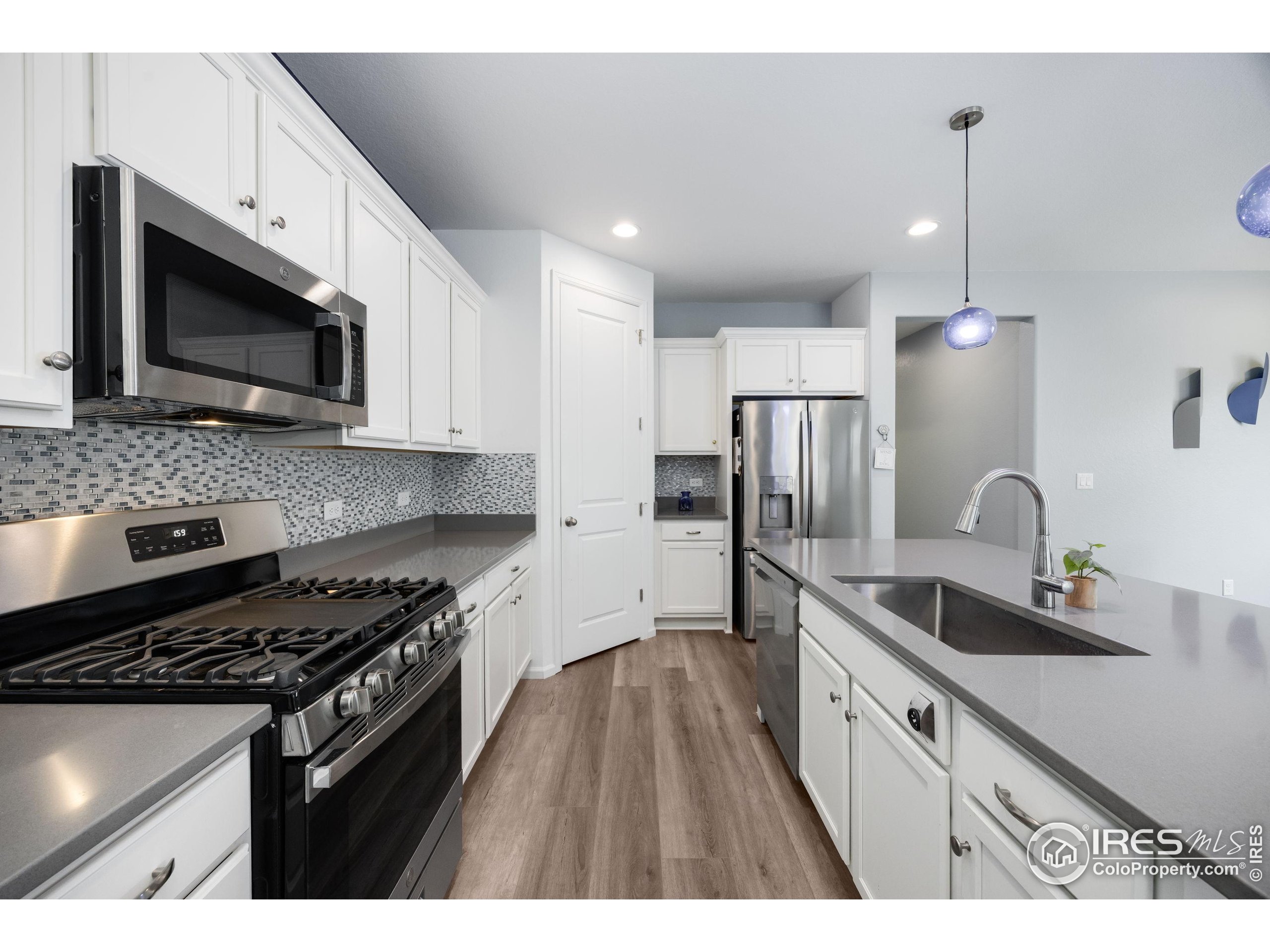 Windsor, Colorado, 80528, United States, 3 Bedrooms Bedrooms, ,1 BathroomBathrooms,Residential,For Sale,1896586