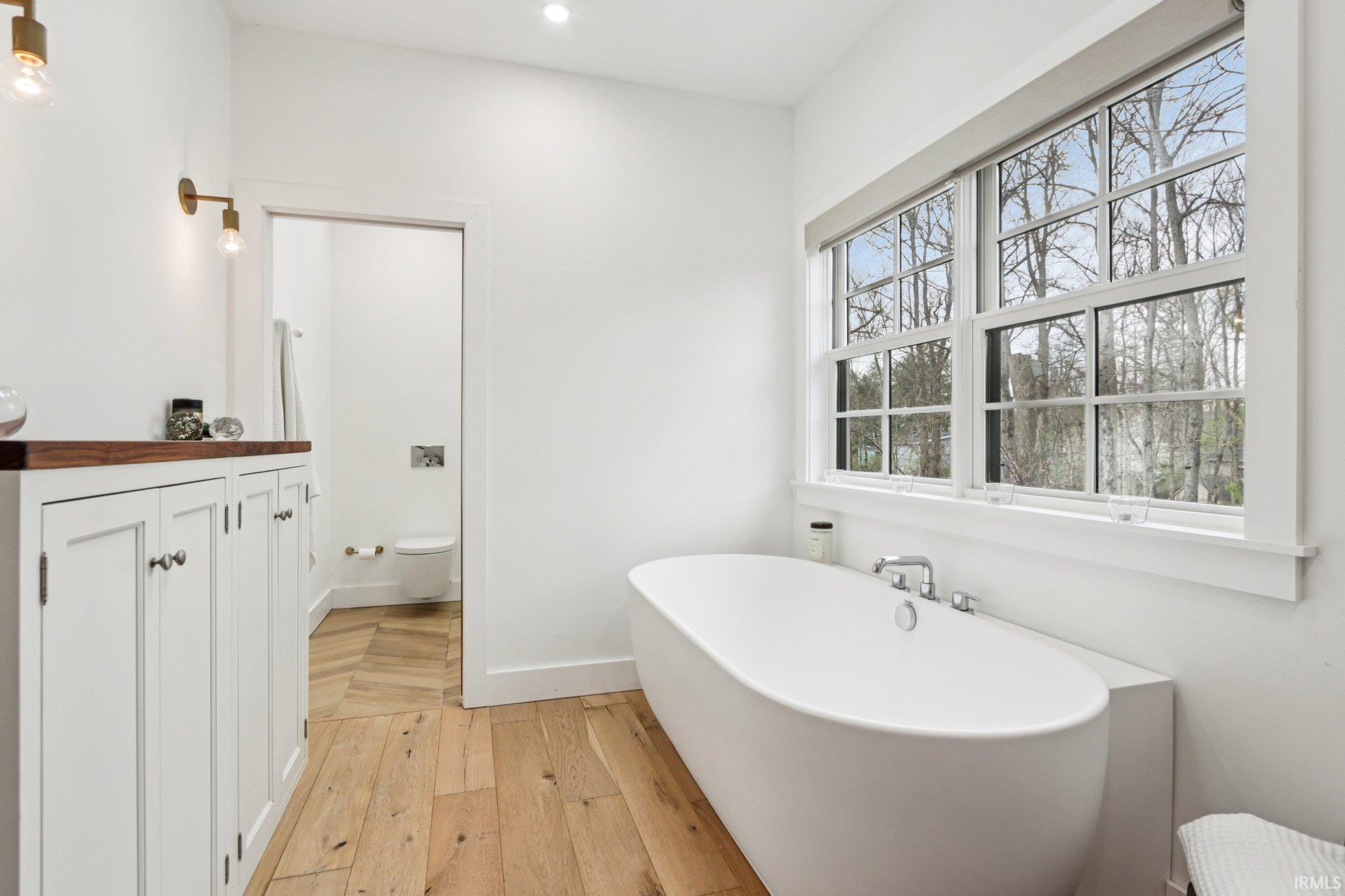 Bloomington, Indiana, 47401, United States, 4 Bedrooms Bedrooms, ,5 BathroomsBathrooms,Residential,For Sale,2032198