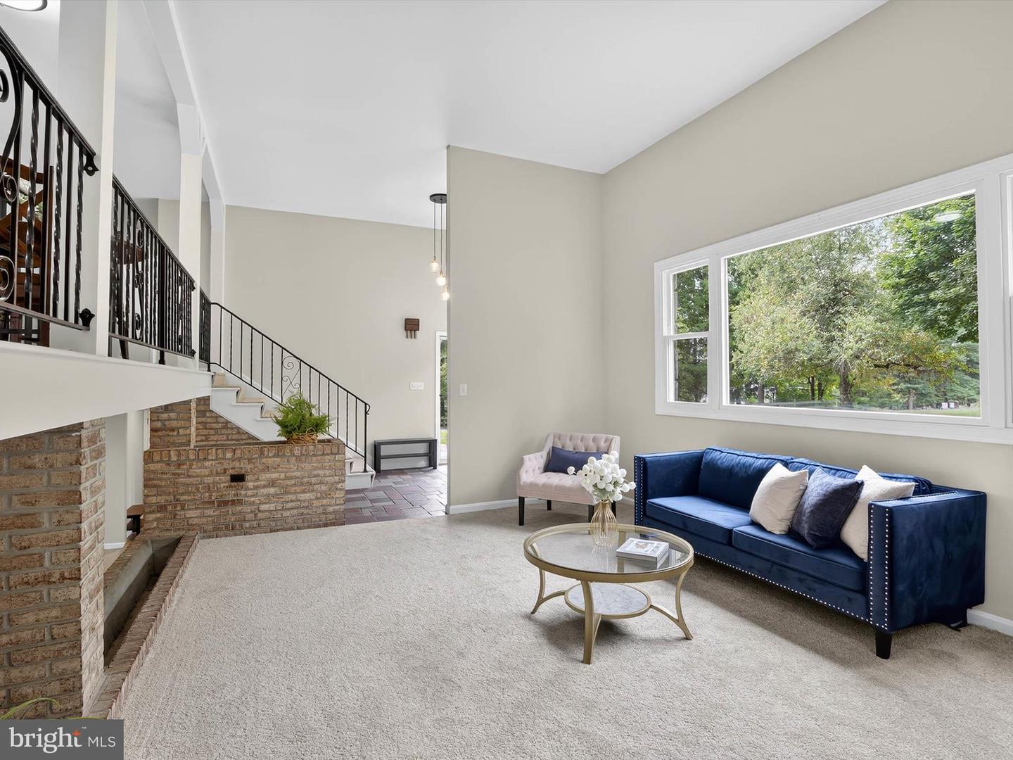 Lancaster, Pennsylvania, 17601, United States, 4 Bedrooms Bedrooms, ,3 BathroomsBathrooms,Residential,For Sale,2003108