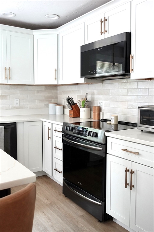 Franklin, Massachusetts, 02038, United States, 3 Bedrooms Bedrooms, ,1 BathroomBathrooms,Residential,For Sale,1972596